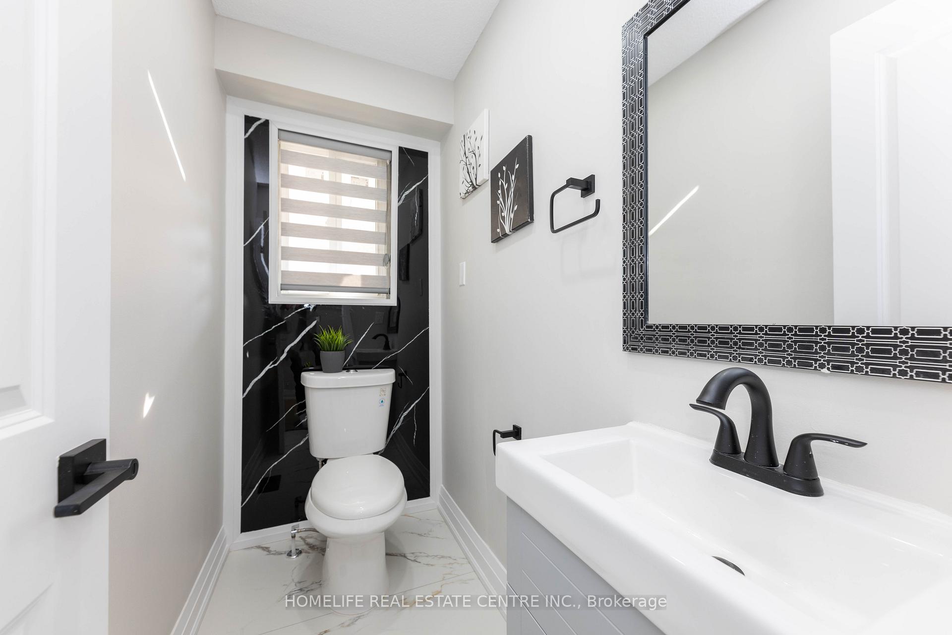 Photo 13 of 7 Markham Street, Brampton, Central Park — HOMEH