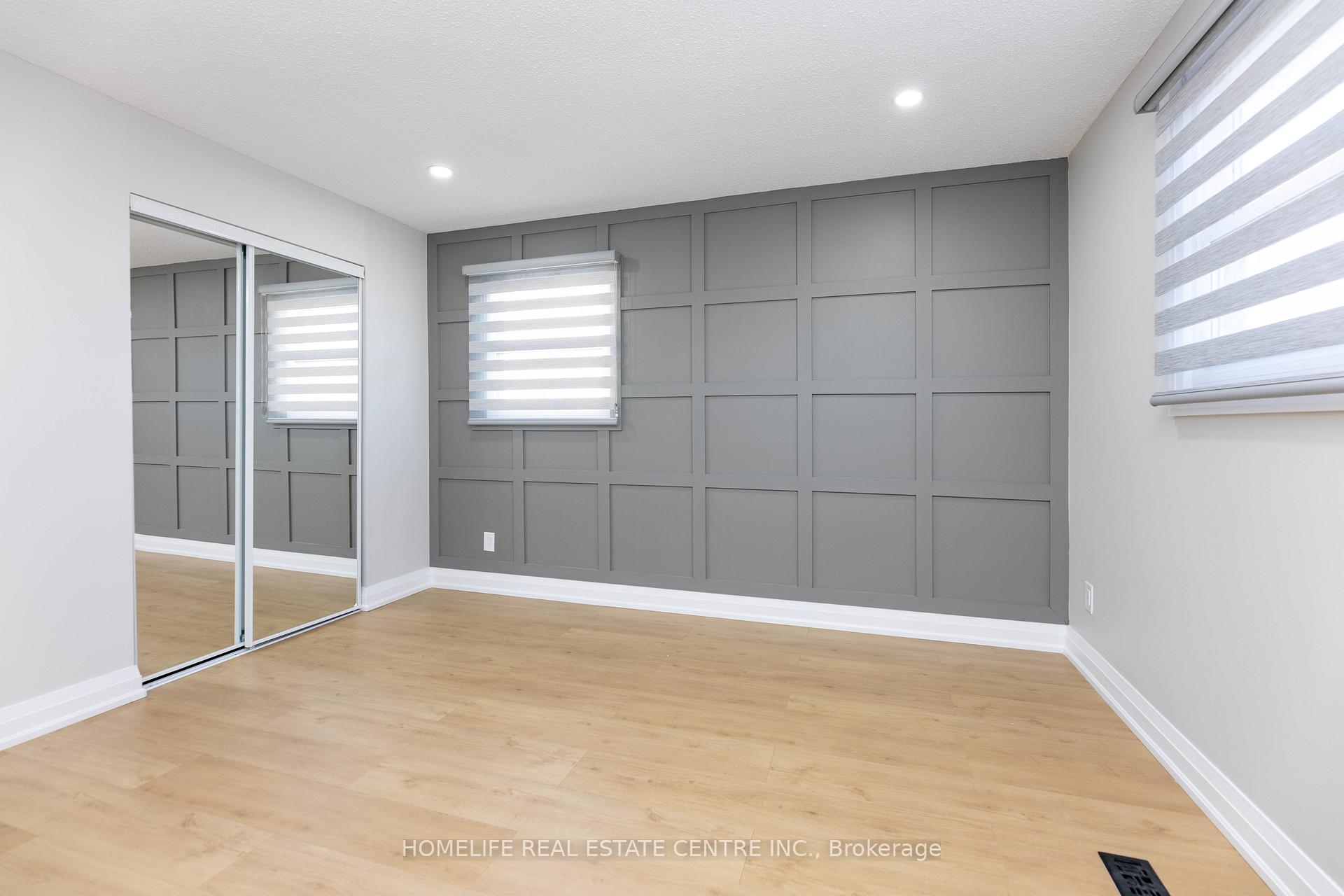 Photo 23 of 7 Markham Street, Brampton, Central Park — HOMEH