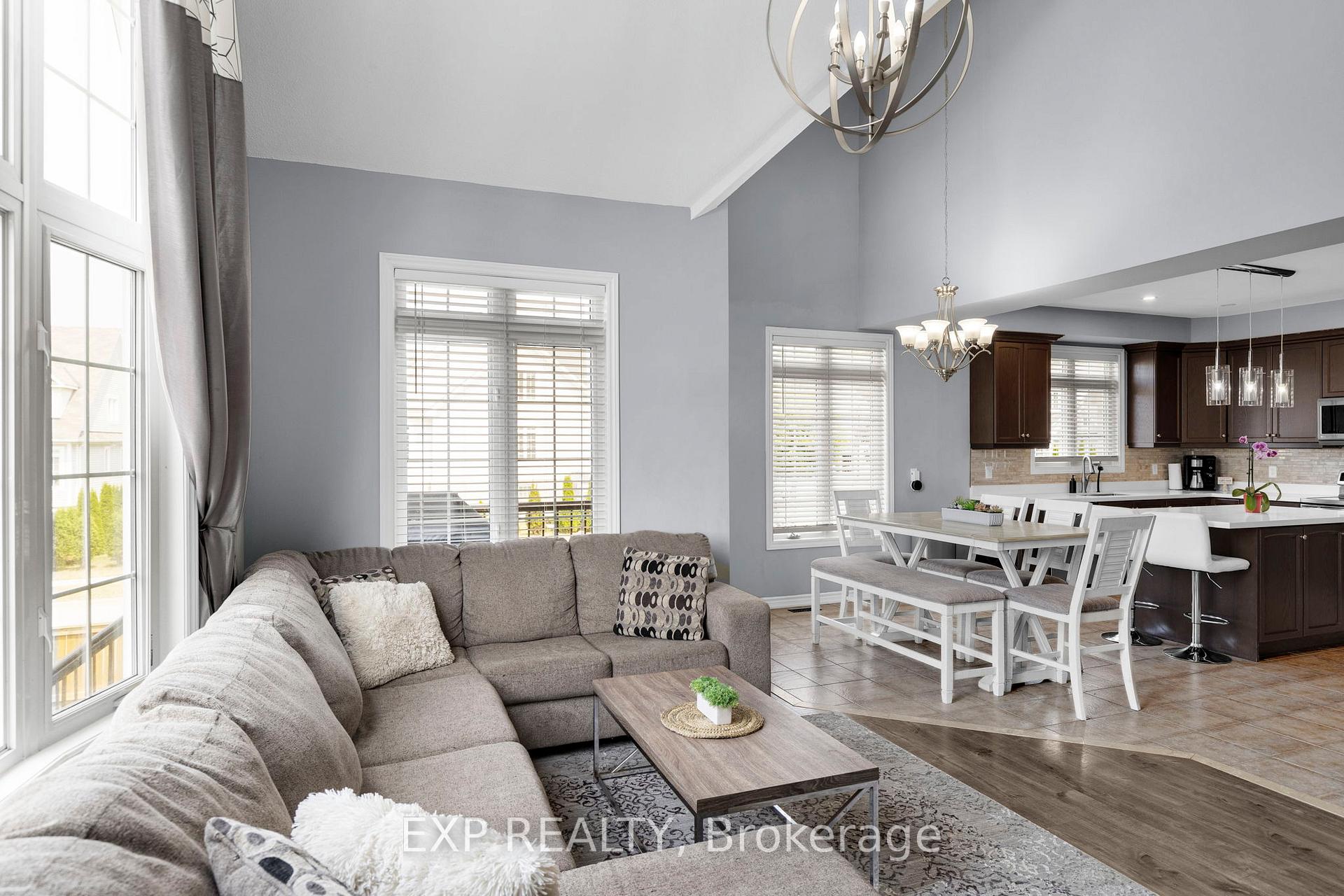 Photo 13 of 105 White Sands Way, Wasaga Beach — HOMEH