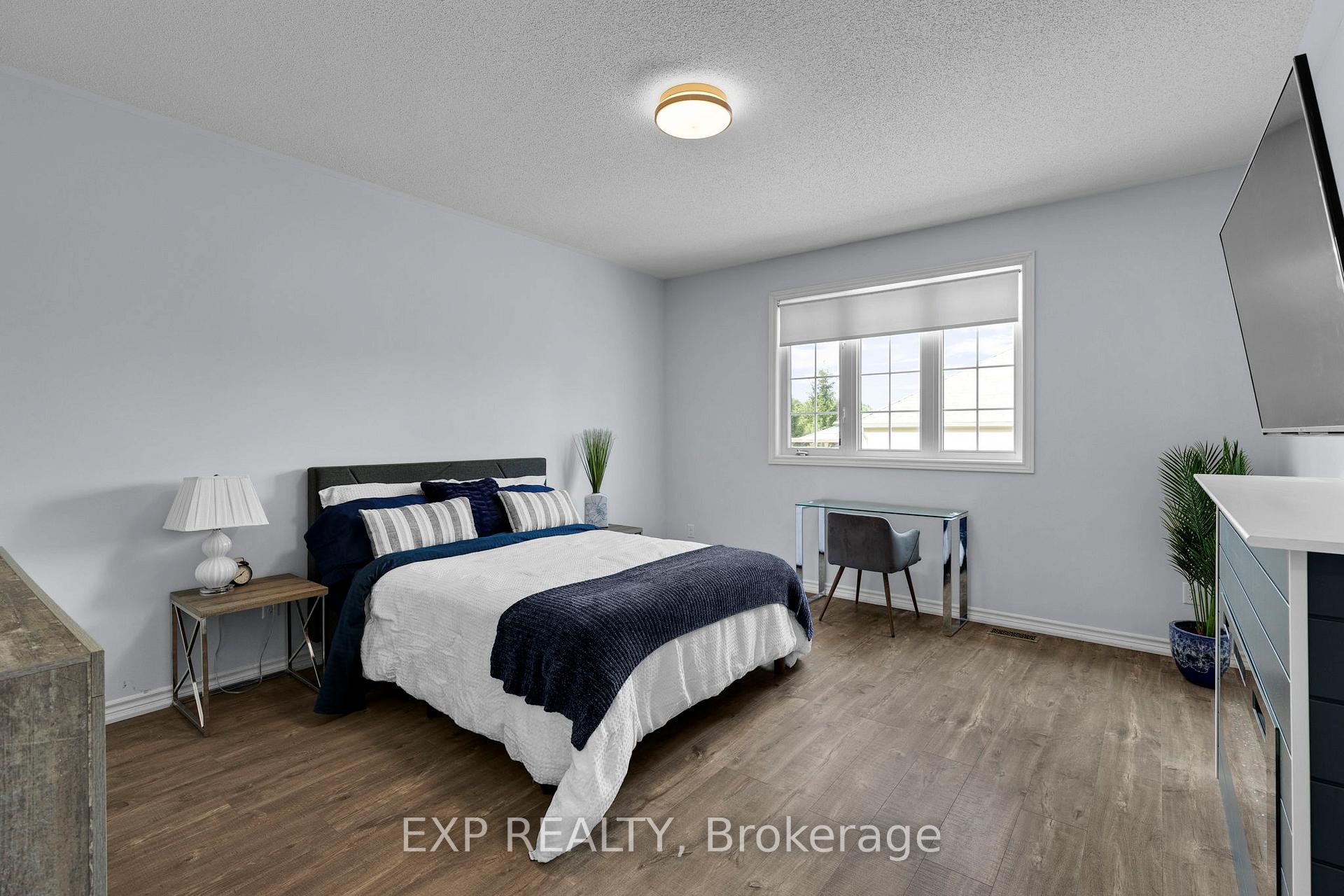Photo 15 of 105 White Sands Way, Wasaga Beach — HOMEH