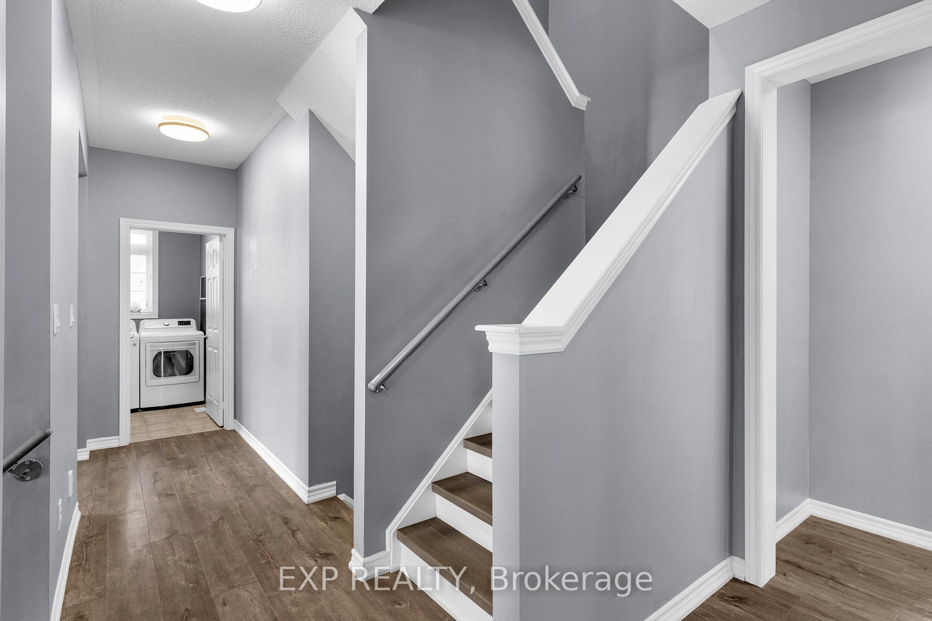 Photo 24 of 105 White Sands Way, Wasaga Beach — HOMEH