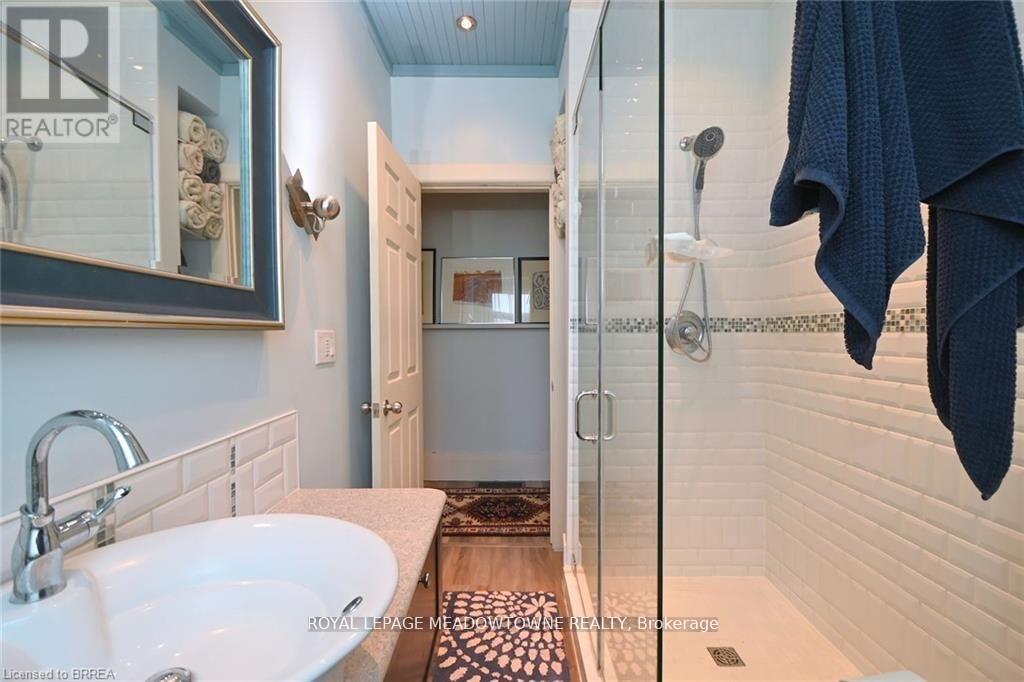 Photo 4 of 36 Dumfries Street, Brant, Paris — HOMEH
