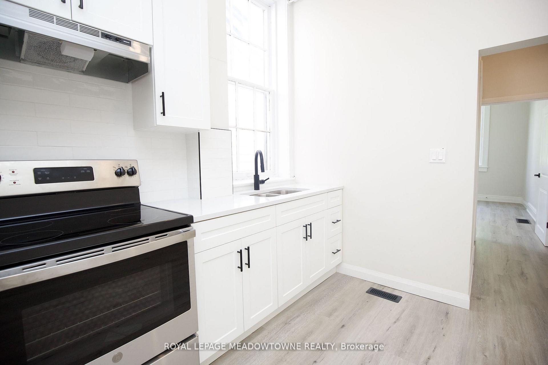 Photo 27 of 36 Dumfries Street, Brant, Paris — HOMEH