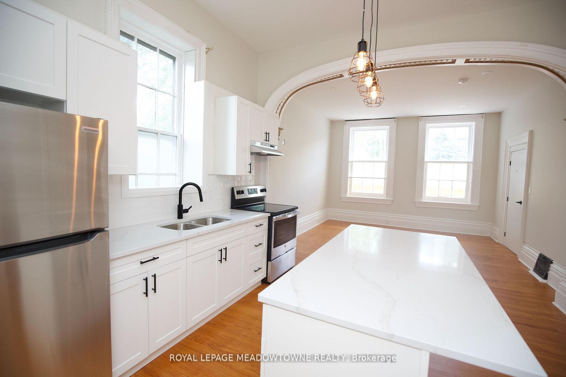 Photo 21 of 36 Dumfries Street, Brant, Paris — HOMEH