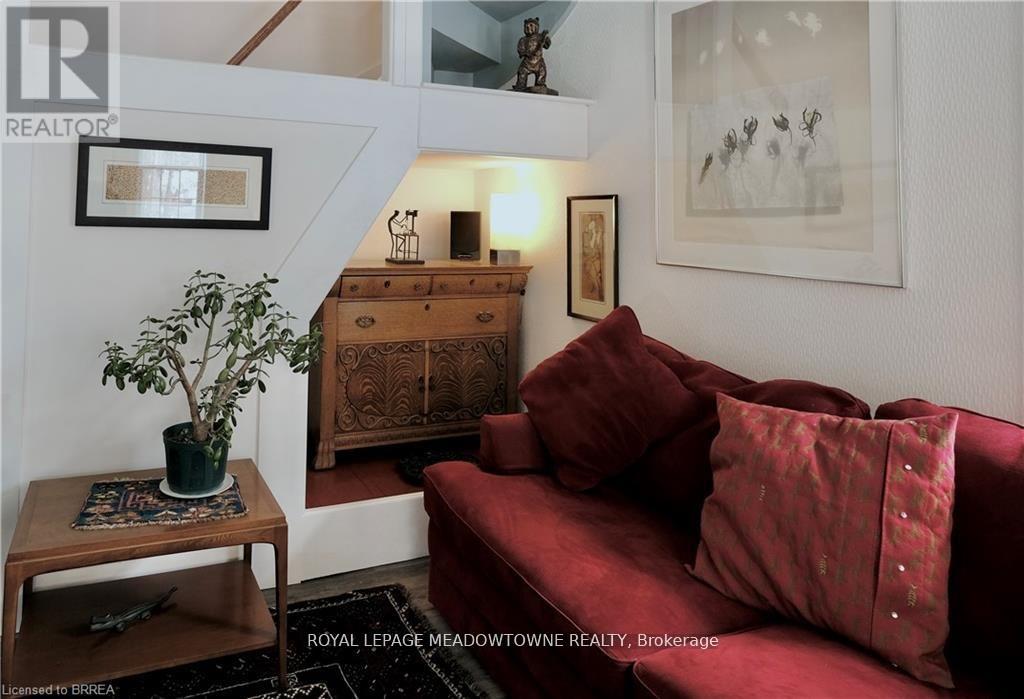 Photo 26 of 36 Dumfries Street, Brant, Paris — HOMEH
