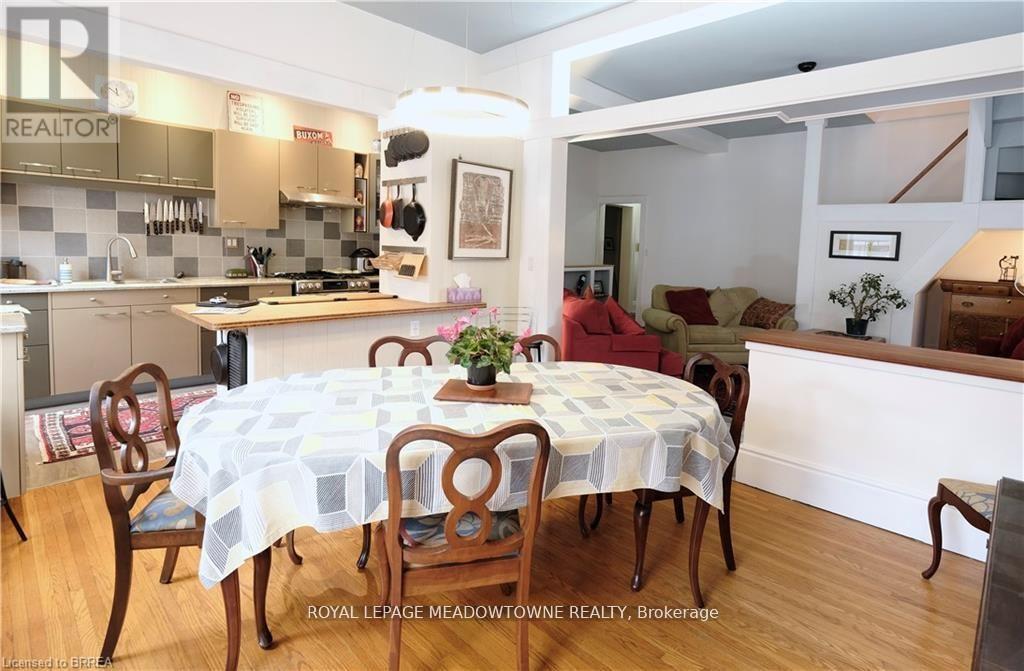 Photo 39 of 36 Dumfries Street, Brant, Paris — HOMEH
