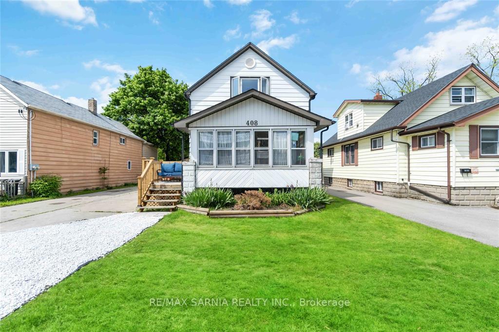 Photo 1 of 408 Talfourd Street, Sarnia — HOMEH