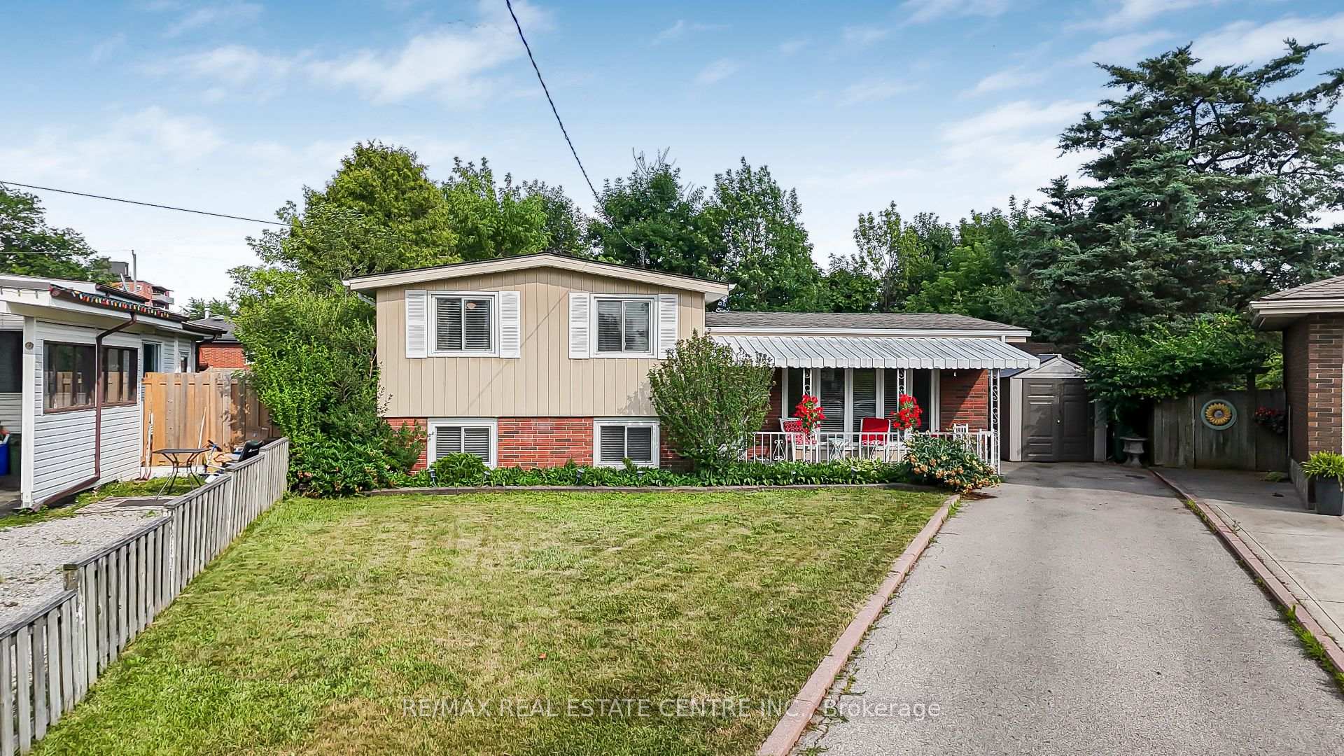 Front of 23 Coral Drive