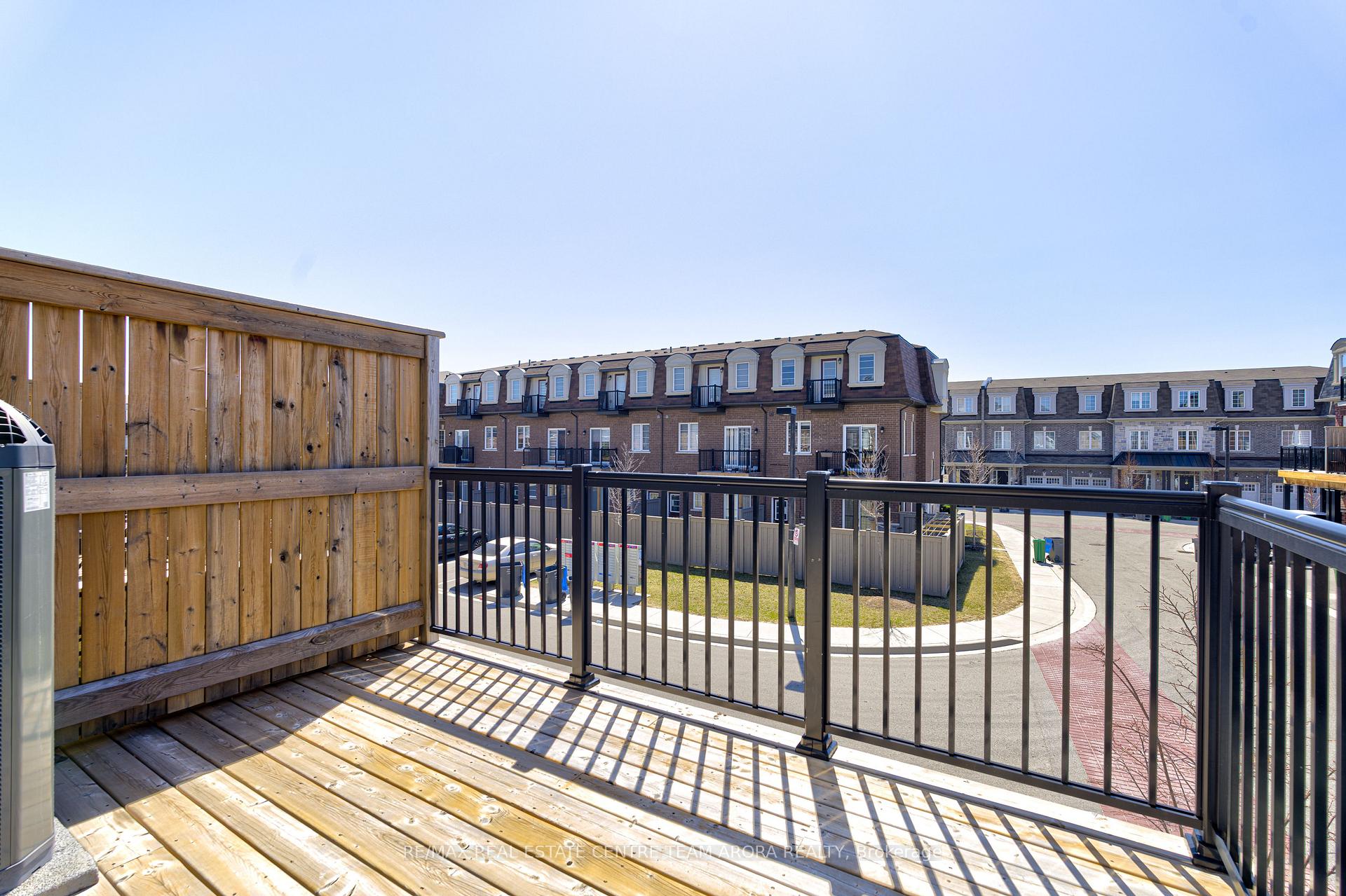 Photo 21 of 19 Gilford Street, Brampton, Credit Valley — HOMEH