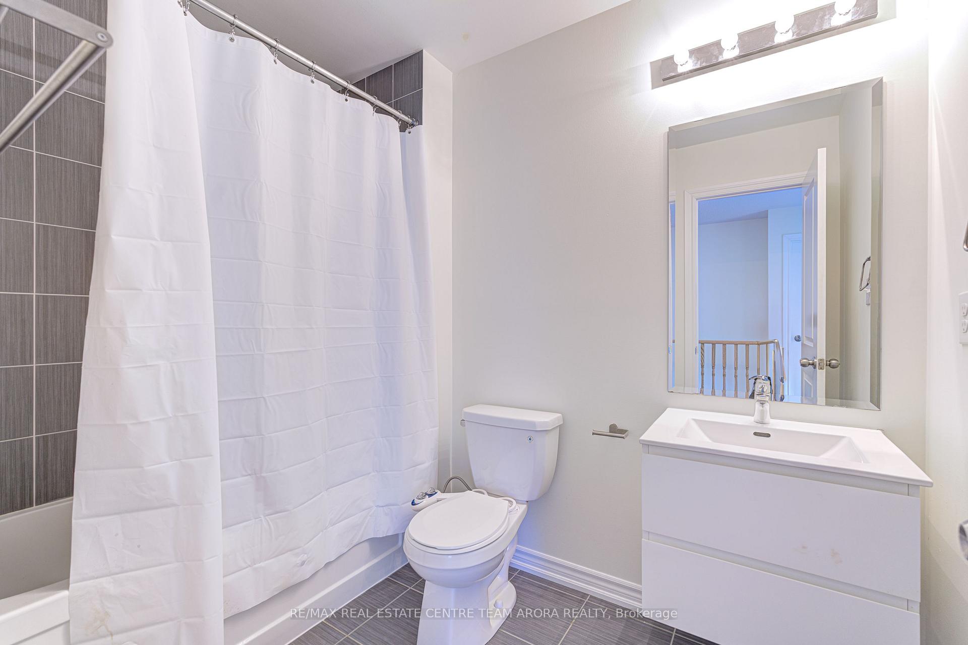 Photo 31 of 19 Gilford Street, Brampton, Credit Valley — HOMEH