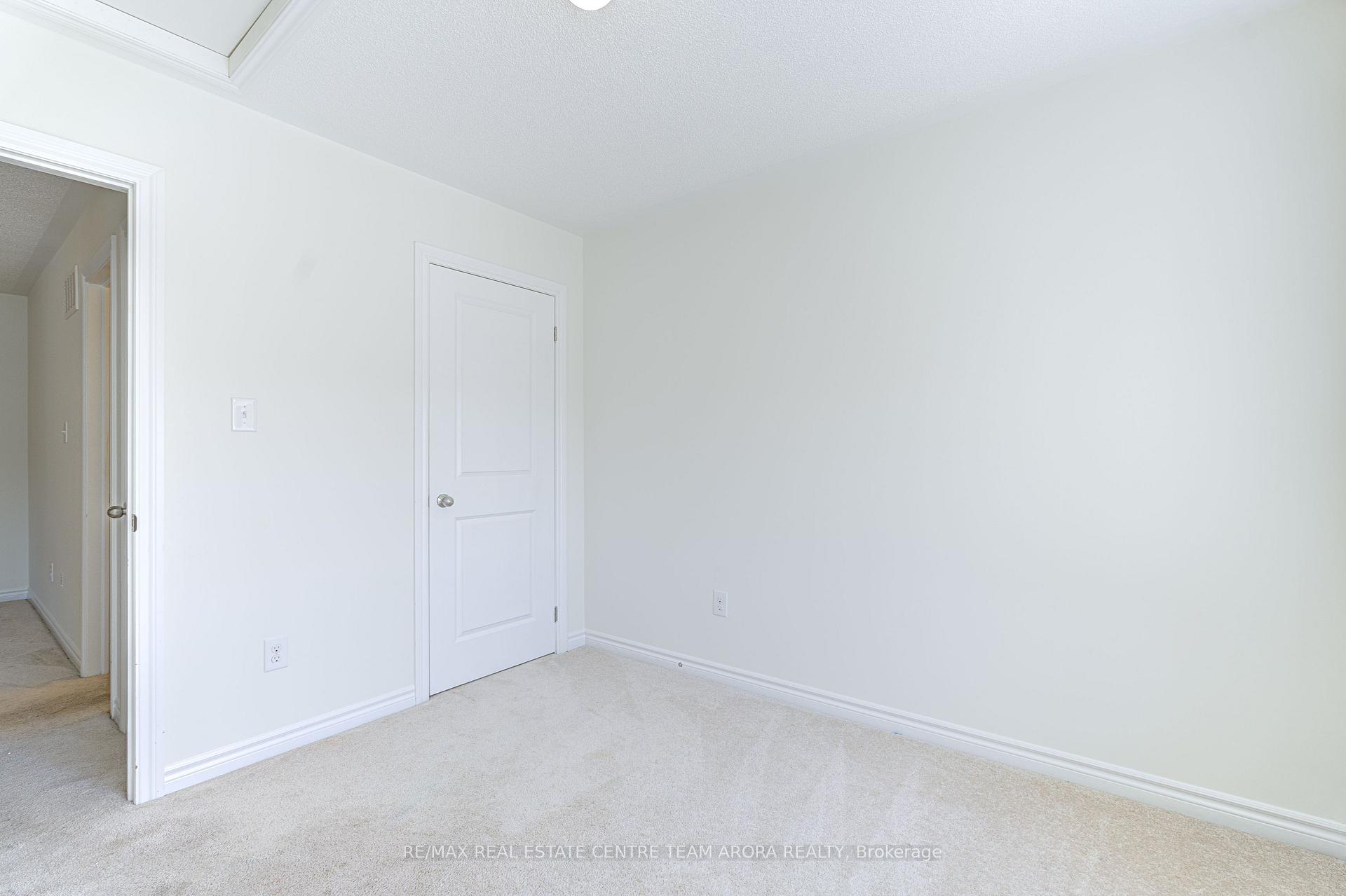 Photo 34 of 19 Gilford Street, Brampton, Credit Valley — HOMEH