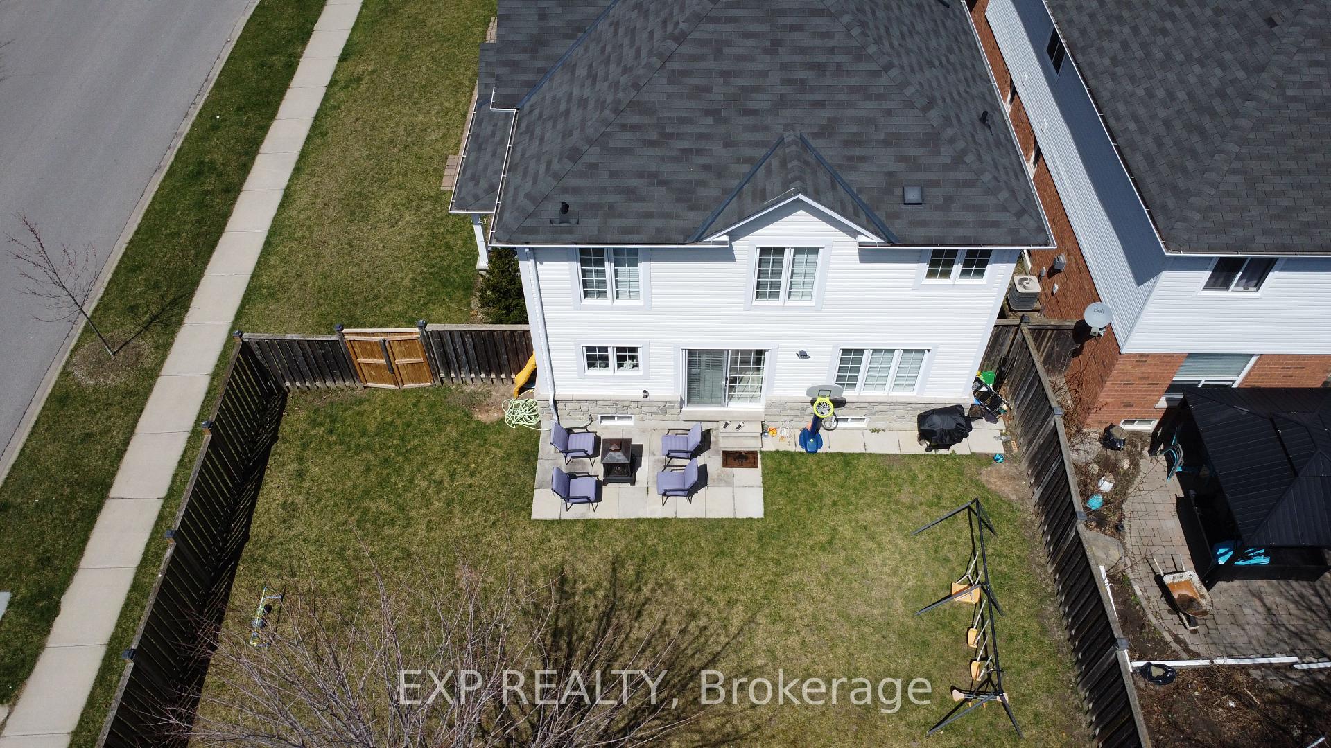 Front of 189 Dadson Drive