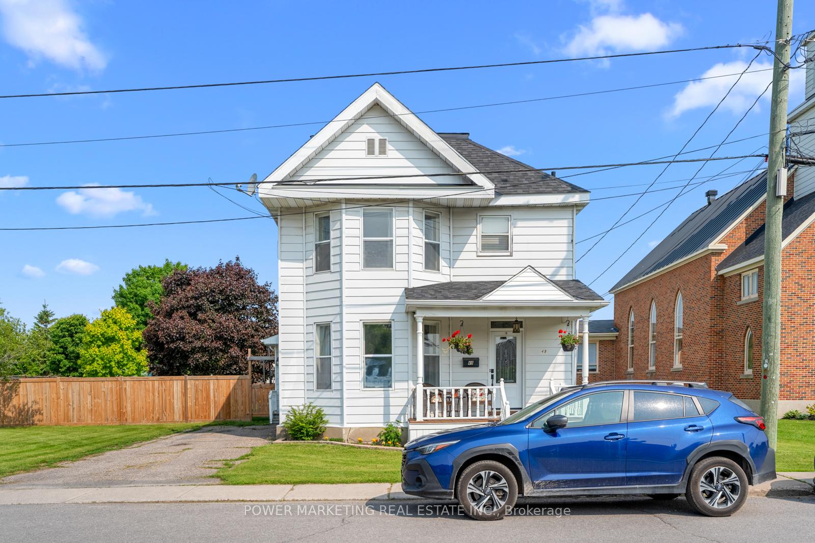 Photo 2 of 49 McLachlin Street, Arnprior — HOMEH