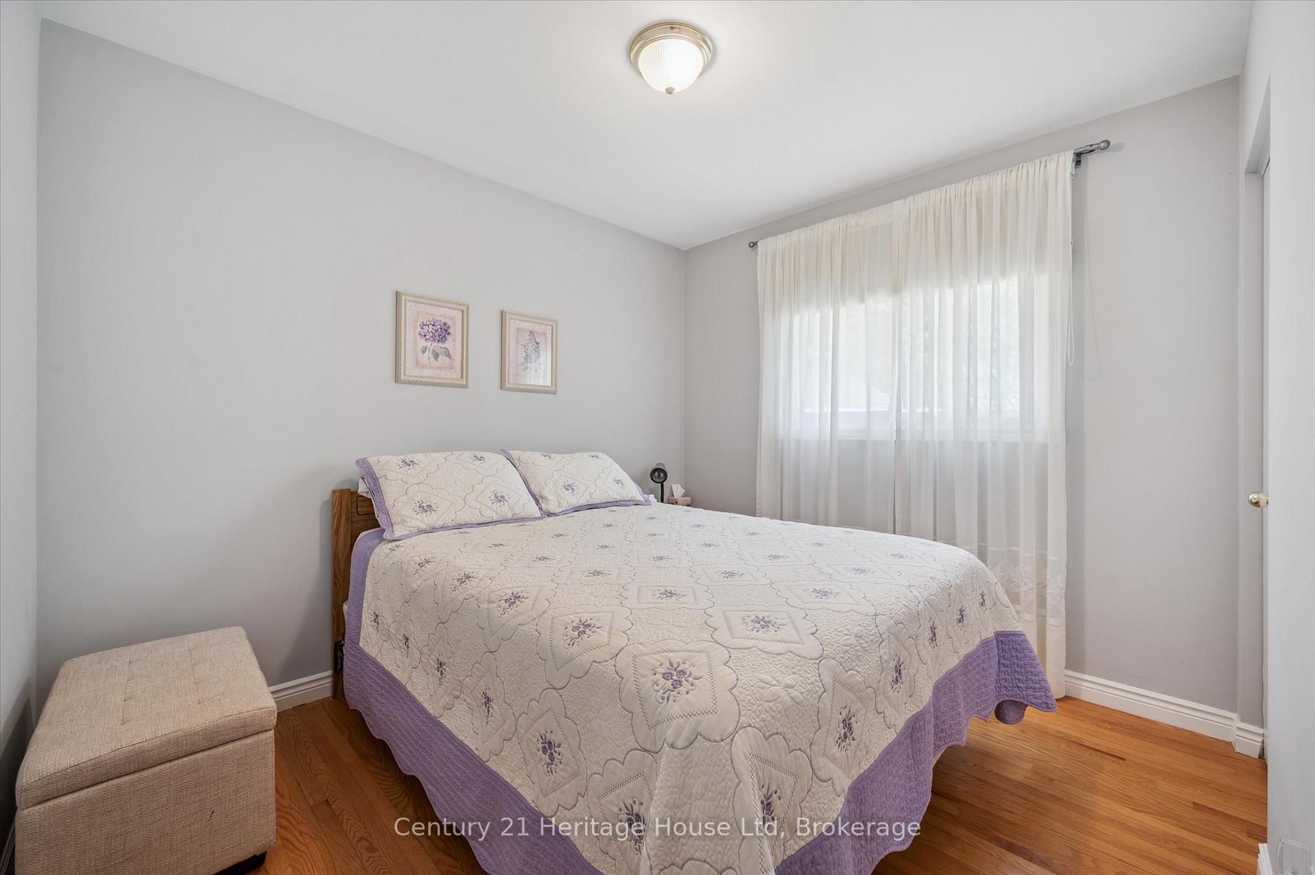 Photo 16 of 17 Dalebrook Place, Guelph, Victoria North — HOMEH