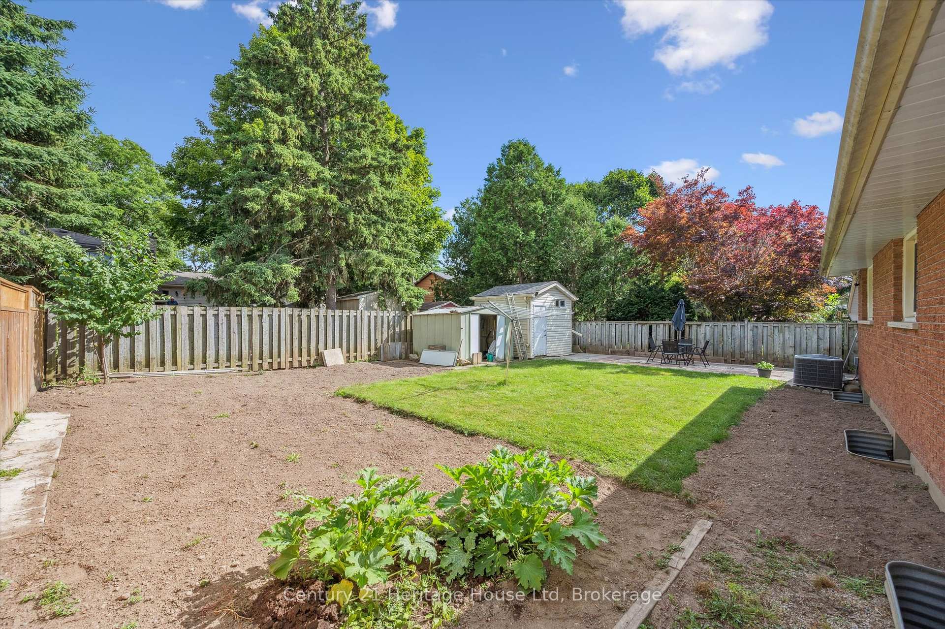 Photo 36 of 17 Dalebrook Place, Guelph, Victoria North — HOMEH