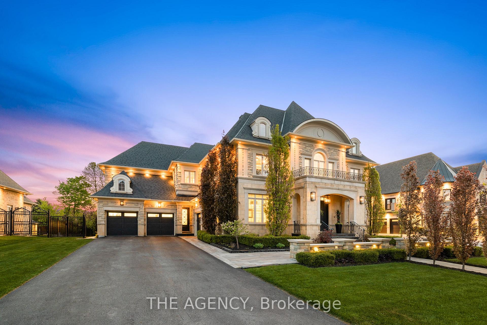 Front of 18 Westbrooke Boulevard