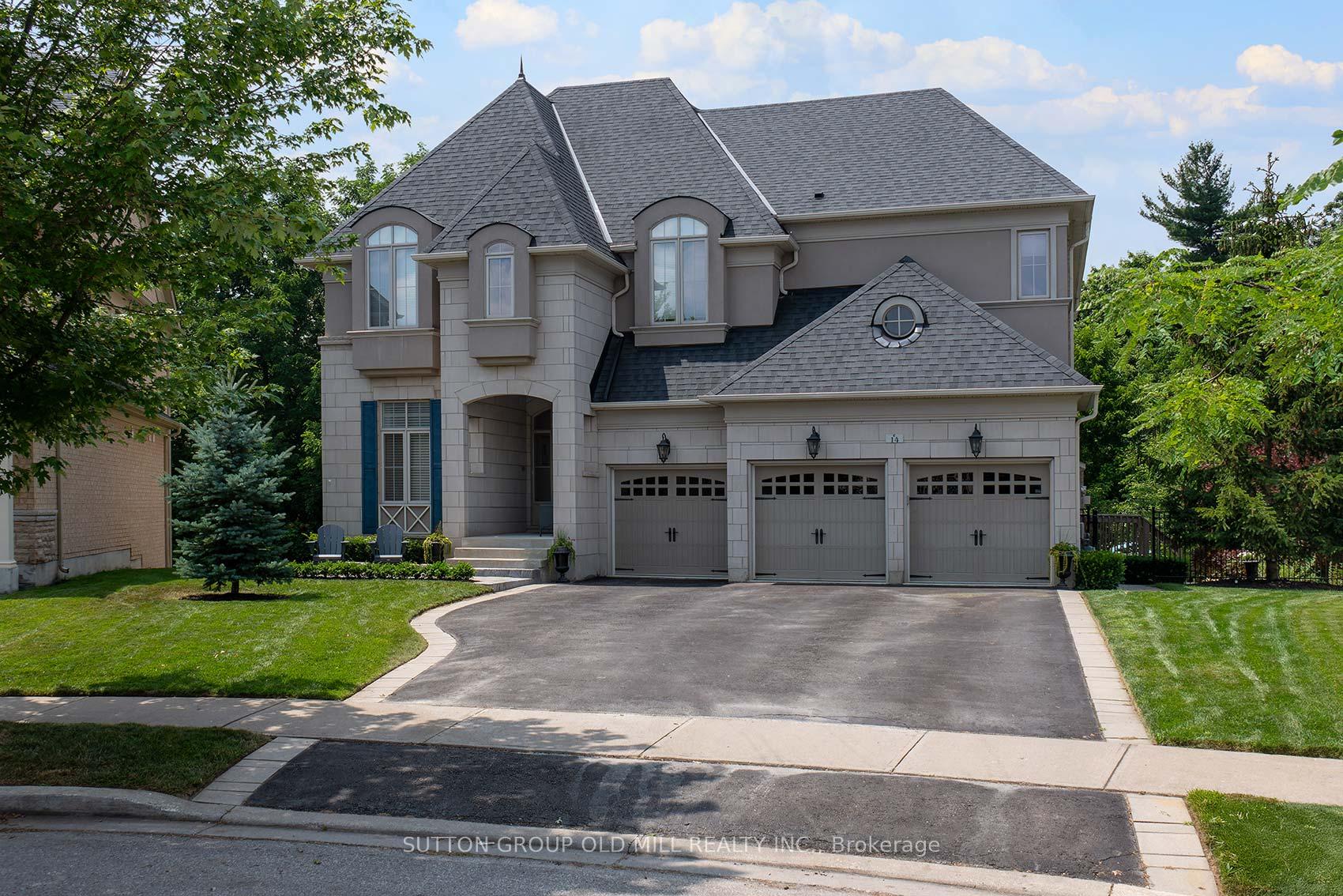 Front of 14 Canis Street