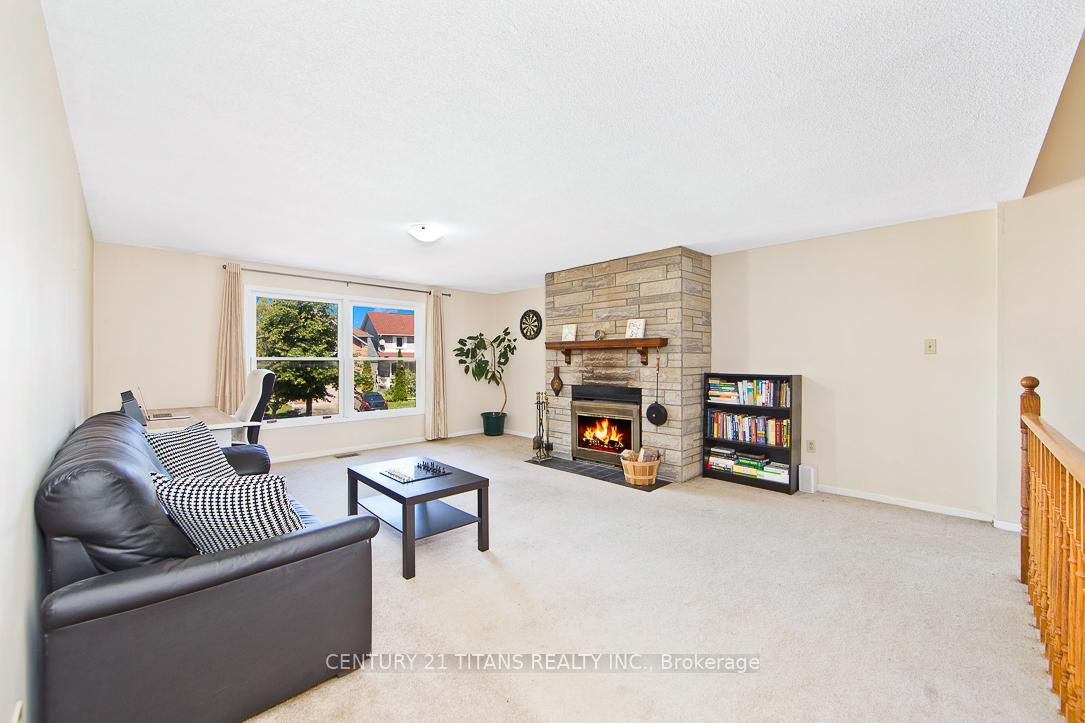 Photo 11 of 75 Cornwall Drive, Ajax, Central — HOMEH