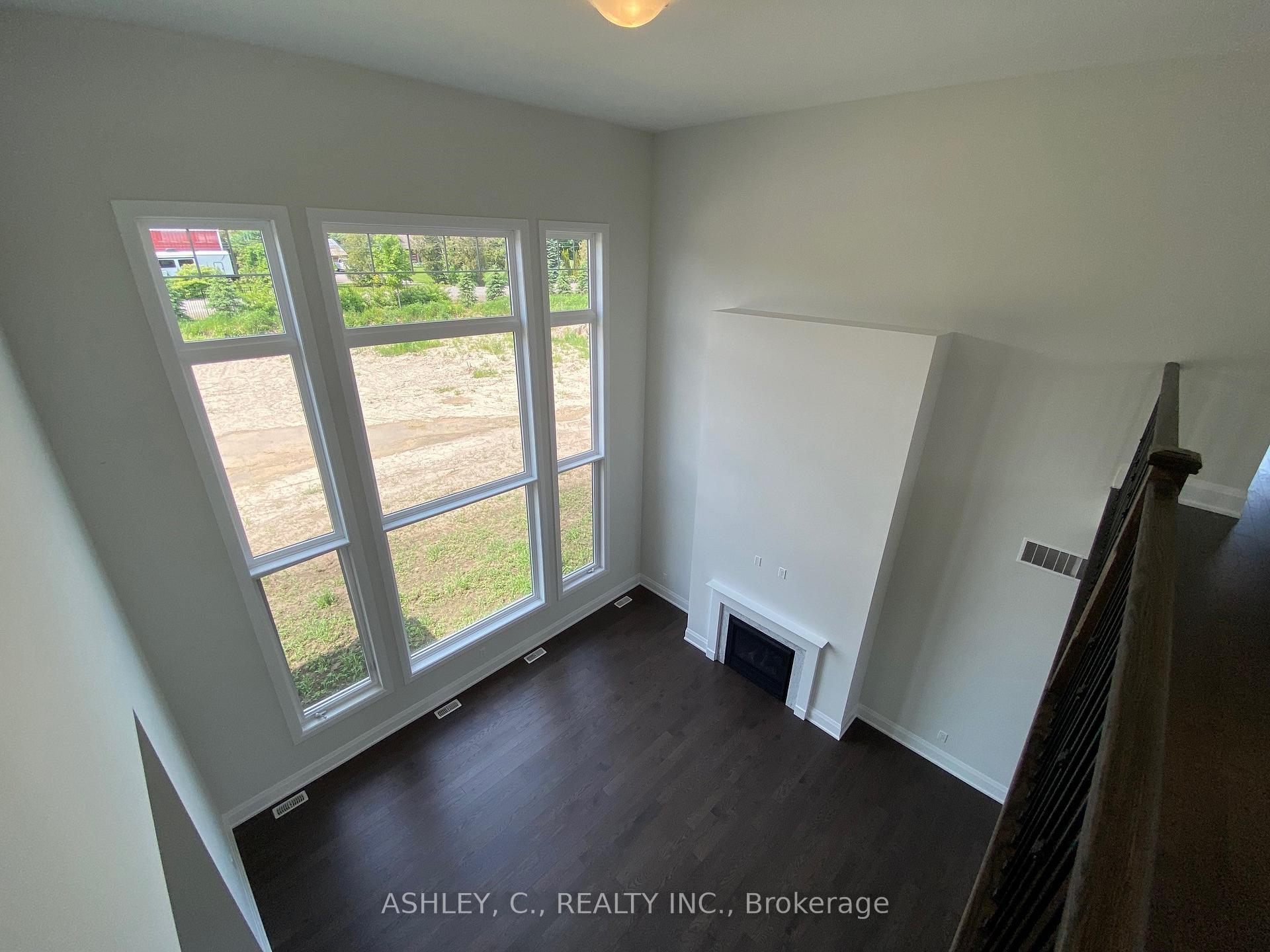 Photo 13 of 48 William Crisp Drive, Caledon, Alton — HOMEH
