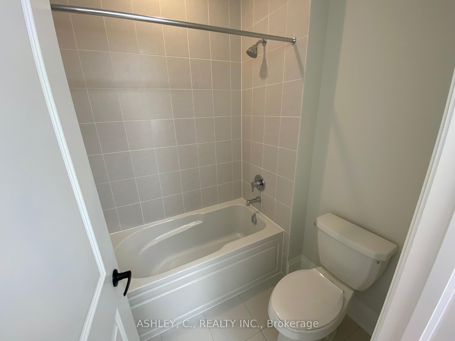 Photo 21 of 48 William Crisp Drive, Caledon, Alton — HOMEH