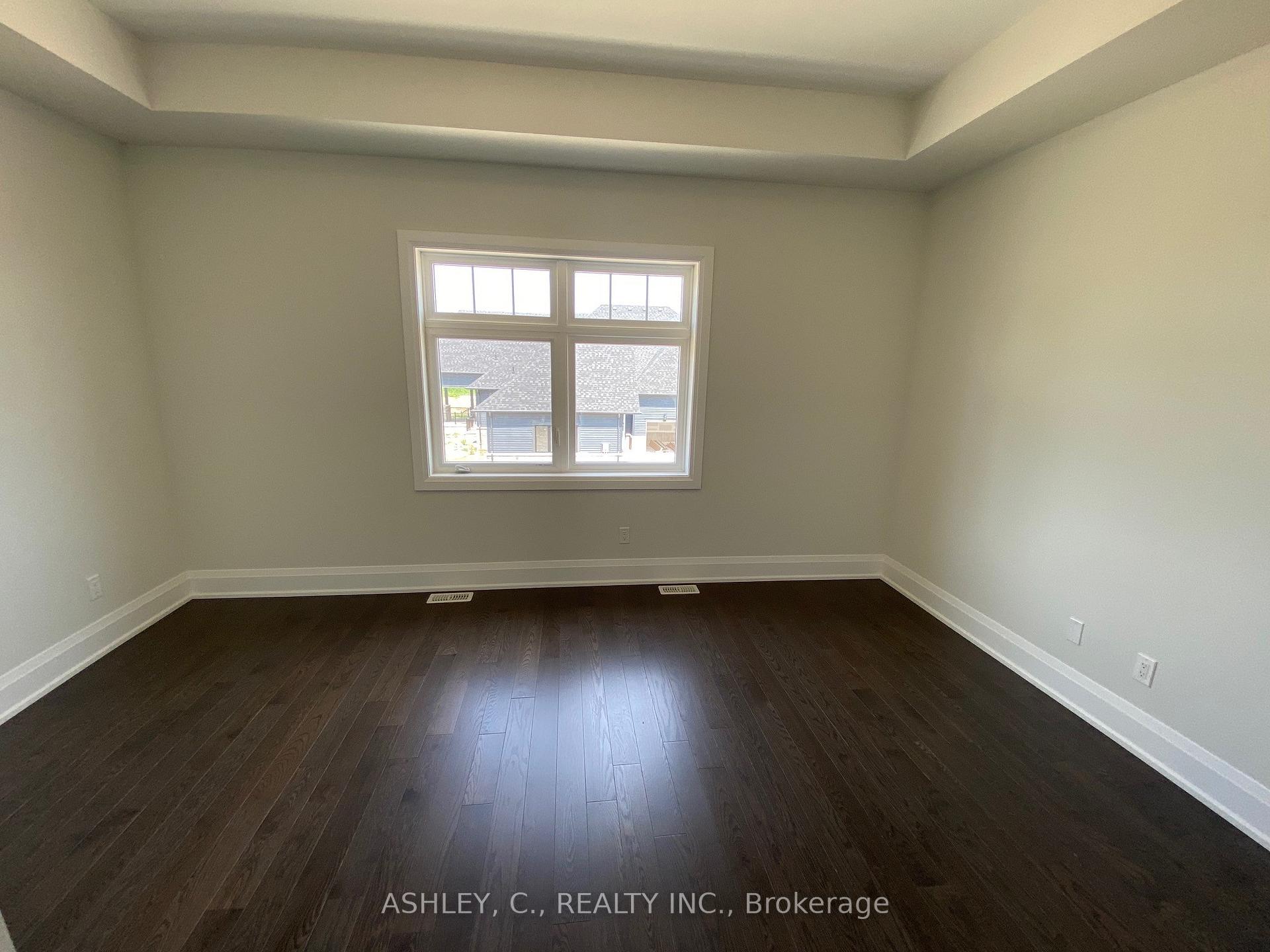 Photo 16 of 48 William Crisp Drive, Caledon, Alton — HOMEH