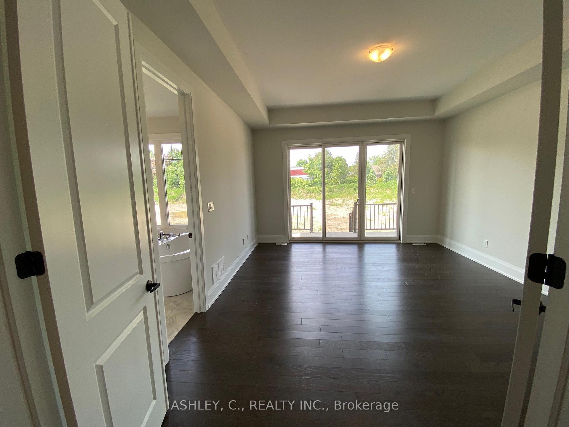 Photo 24 of 48 William Crisp Drive, Caledon, Alton — HOMEH