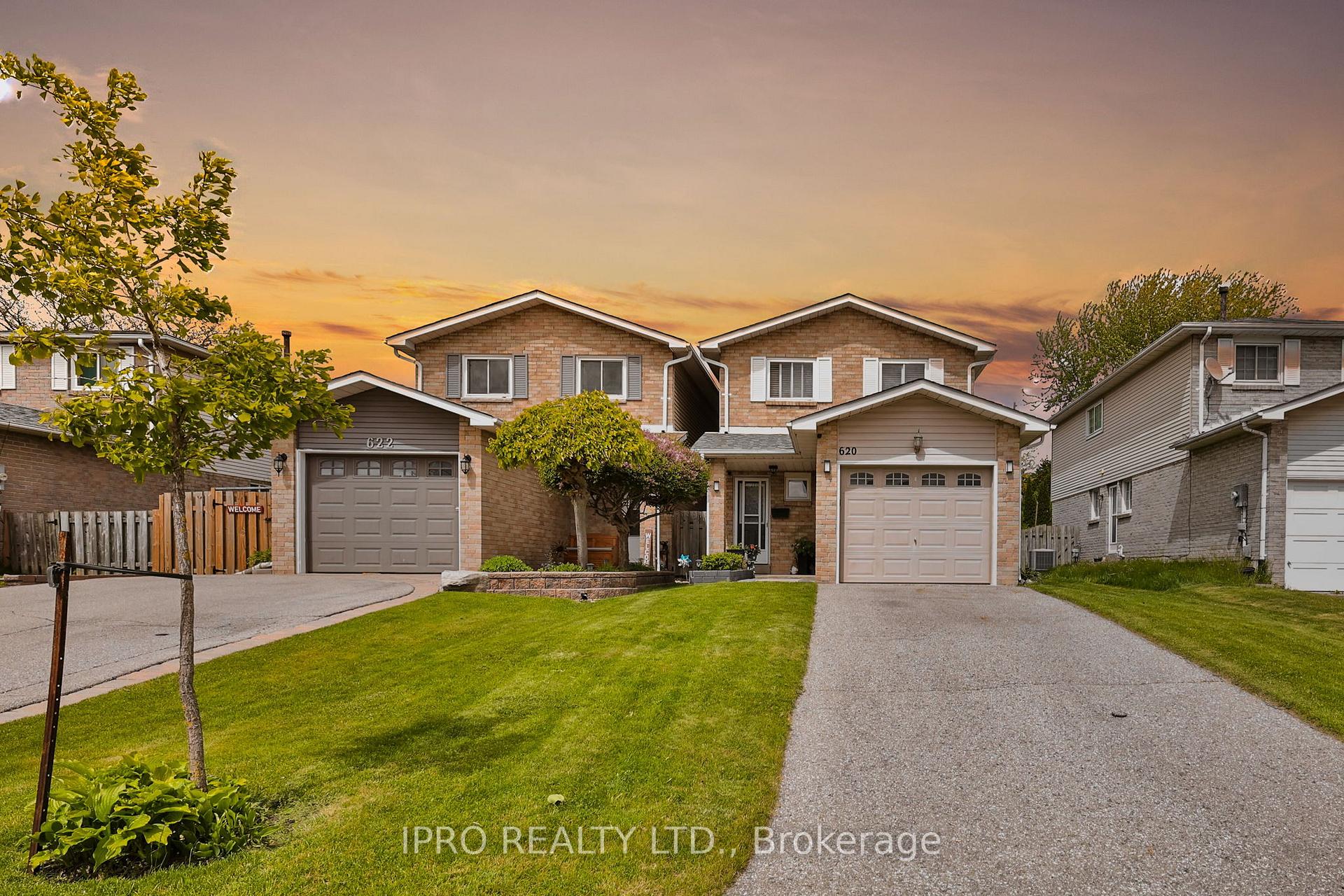 Photo 1 of 620 Down Crescent, Oshawa, Donevan — HOMEH