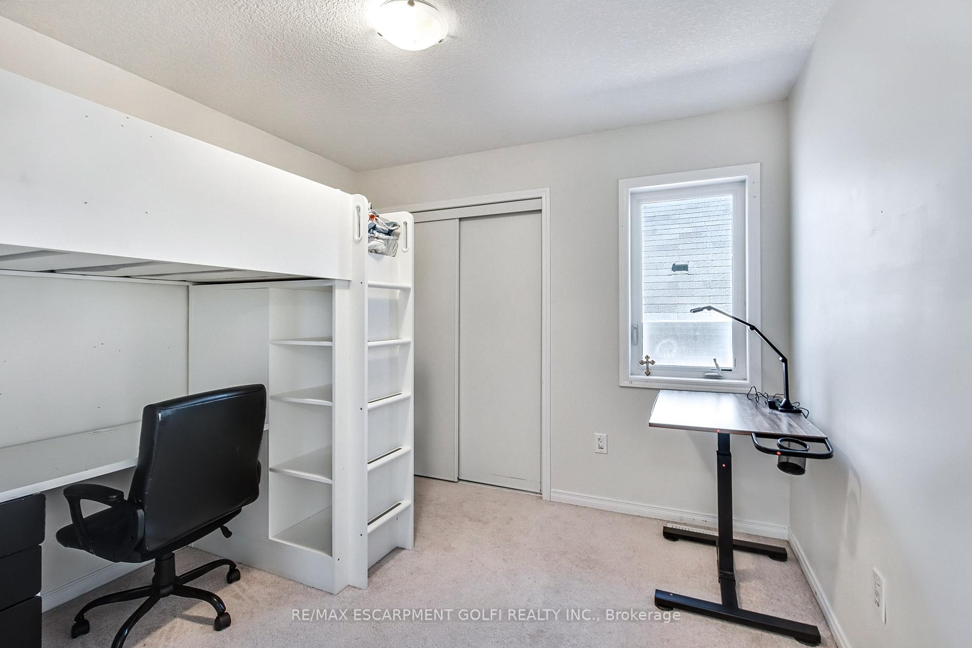 Photo 13 of 41 Sumac Drive, Haldimand — HOMEH