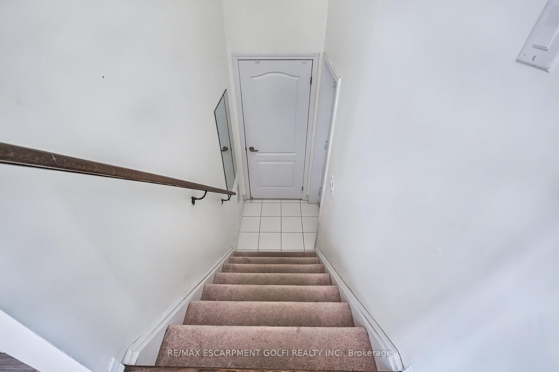 Photo 22 of 41 Sumac Drive, Haldimand — HOMEH
