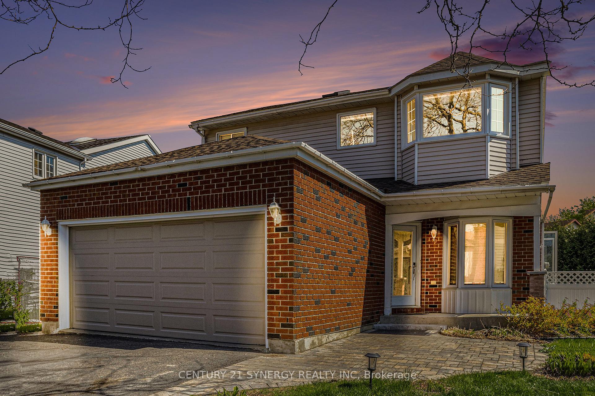 Photo 1 of 40 Keys Way, Ottawa, Hunt Club Park — HOMEH