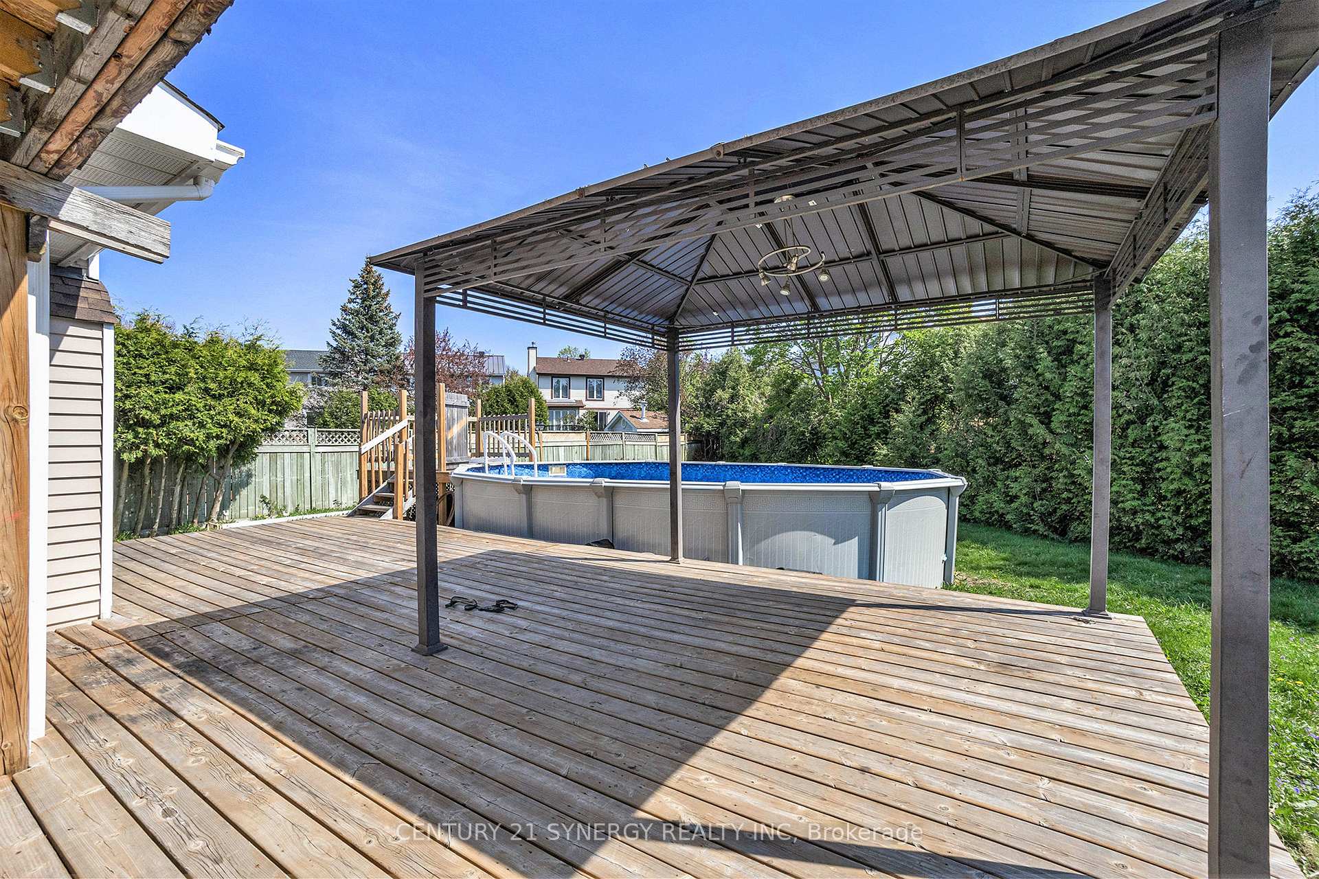 Photo 14 of 40 Keys Way, Ottawa, Hunt Club Park — HOMEH