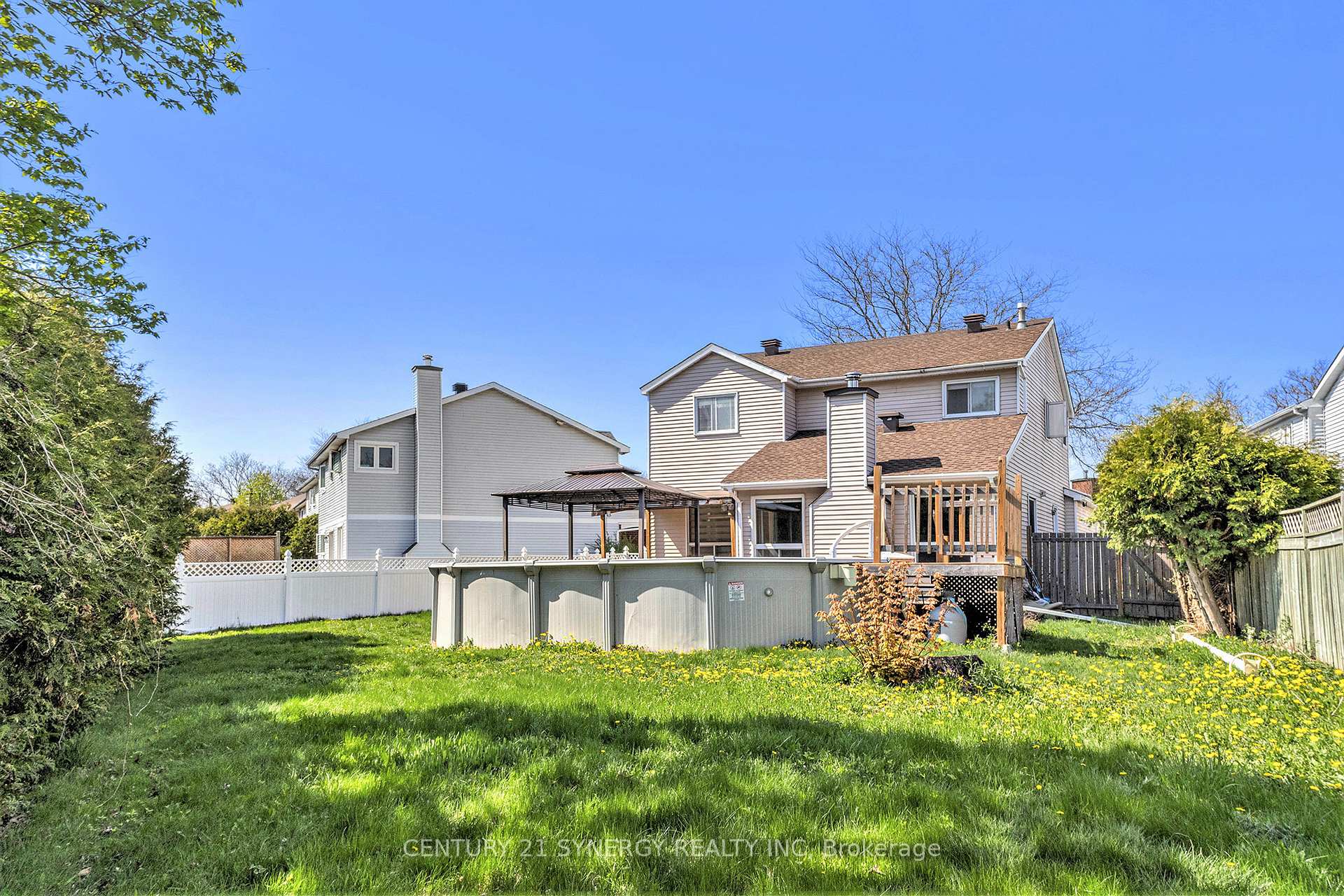 Photo 13 of 40 Keys Way, Ottawa, Hunt Club Park — HOMEH