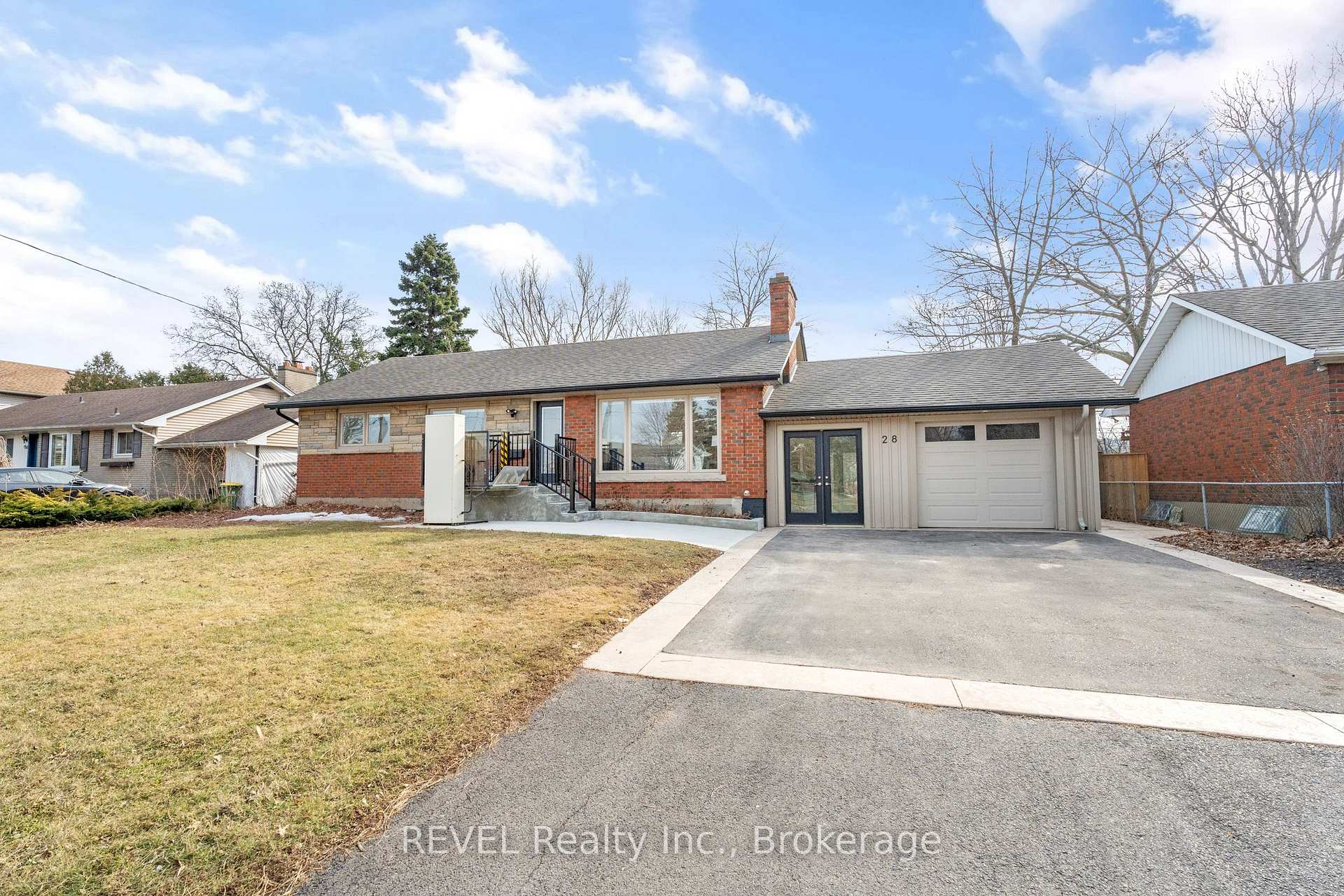 Front of 28 Dale Avenue