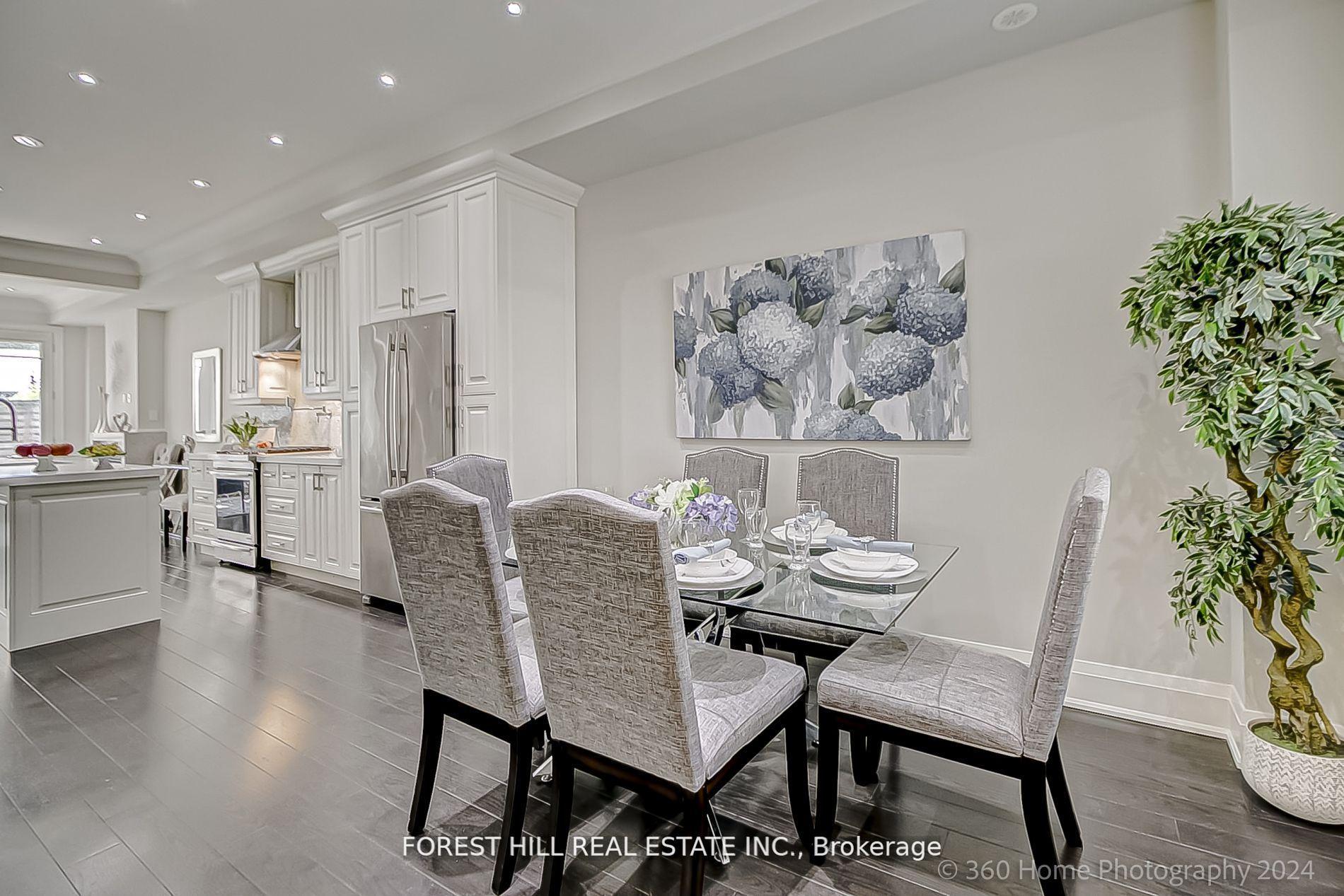 Photo 2 of 43B Burnaby Boulevard, Toronto, Yonge-Eglinton — HOMEH