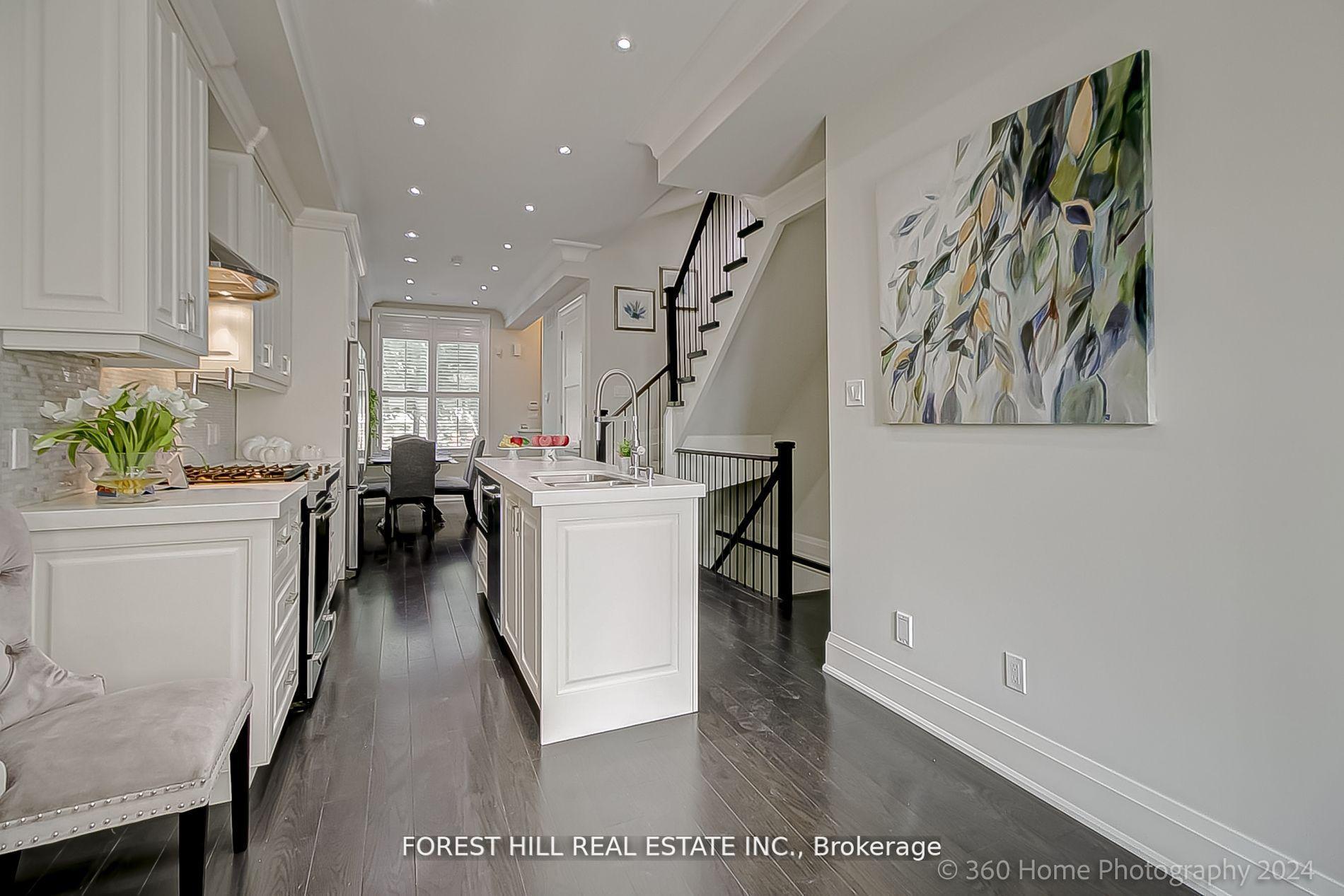 Photo 11 of 43B Burnaby Boulevard, Toronto, Yonge-Eglinton — HOMEH