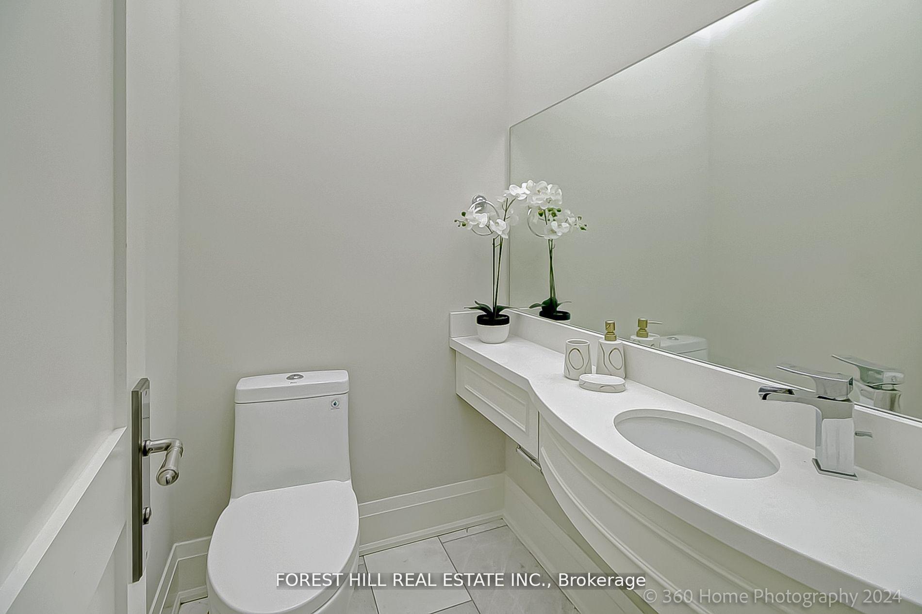 Photo 10 of 43B Burnaby Boulevard, Toronto, Yonge-Eglinton — HOMEH
