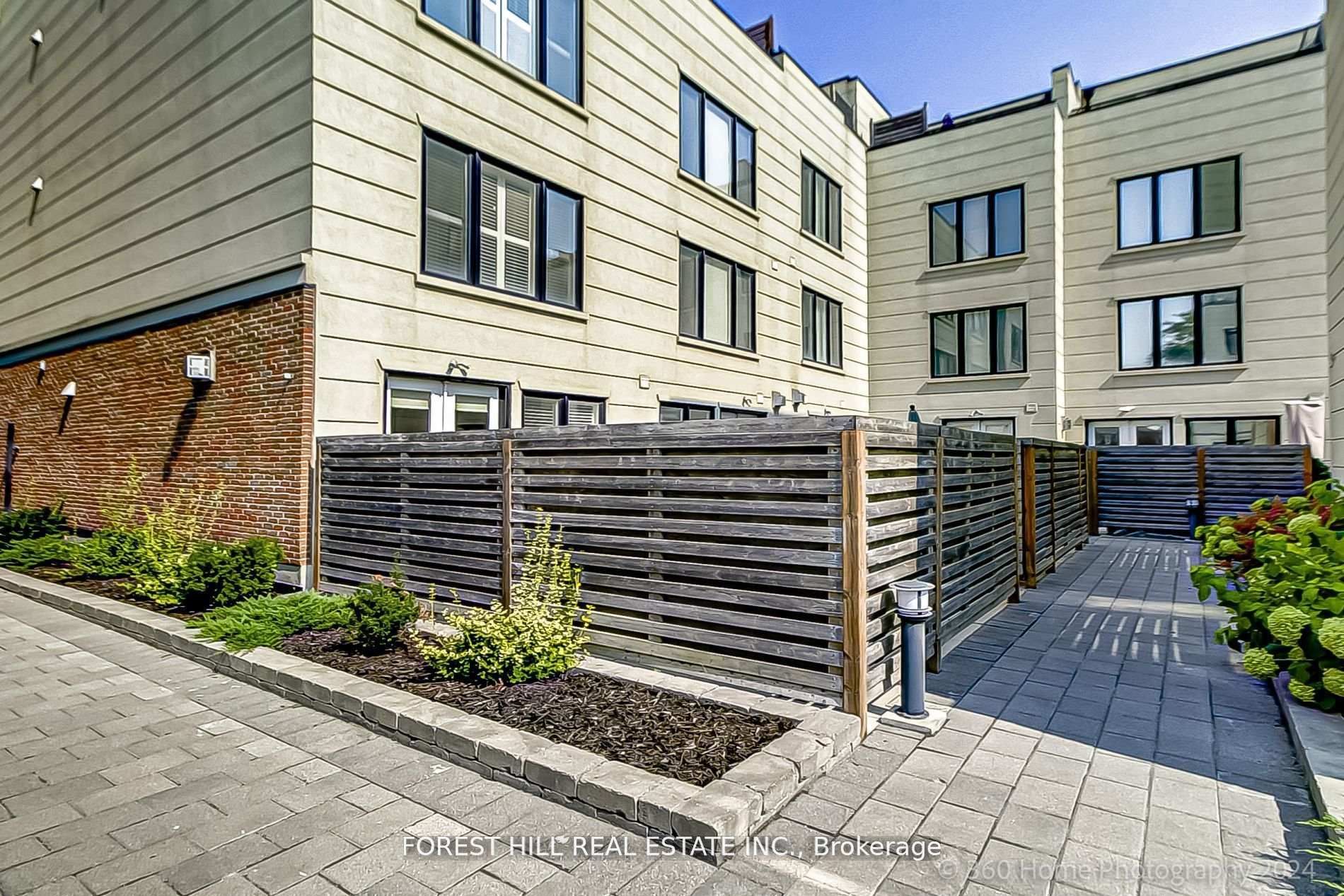 Photo 29 of 43B Burnaby Boulevard, Toronto, Yonge-Eglinton — HOMEH