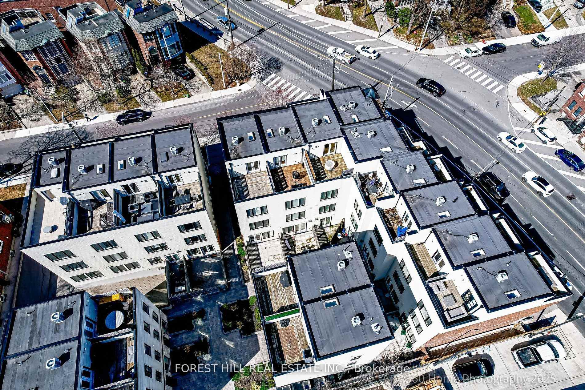 Photo 32 of 43B Burnaby Boulevard, Toronto, Yonge-Eglinton — HOMEH