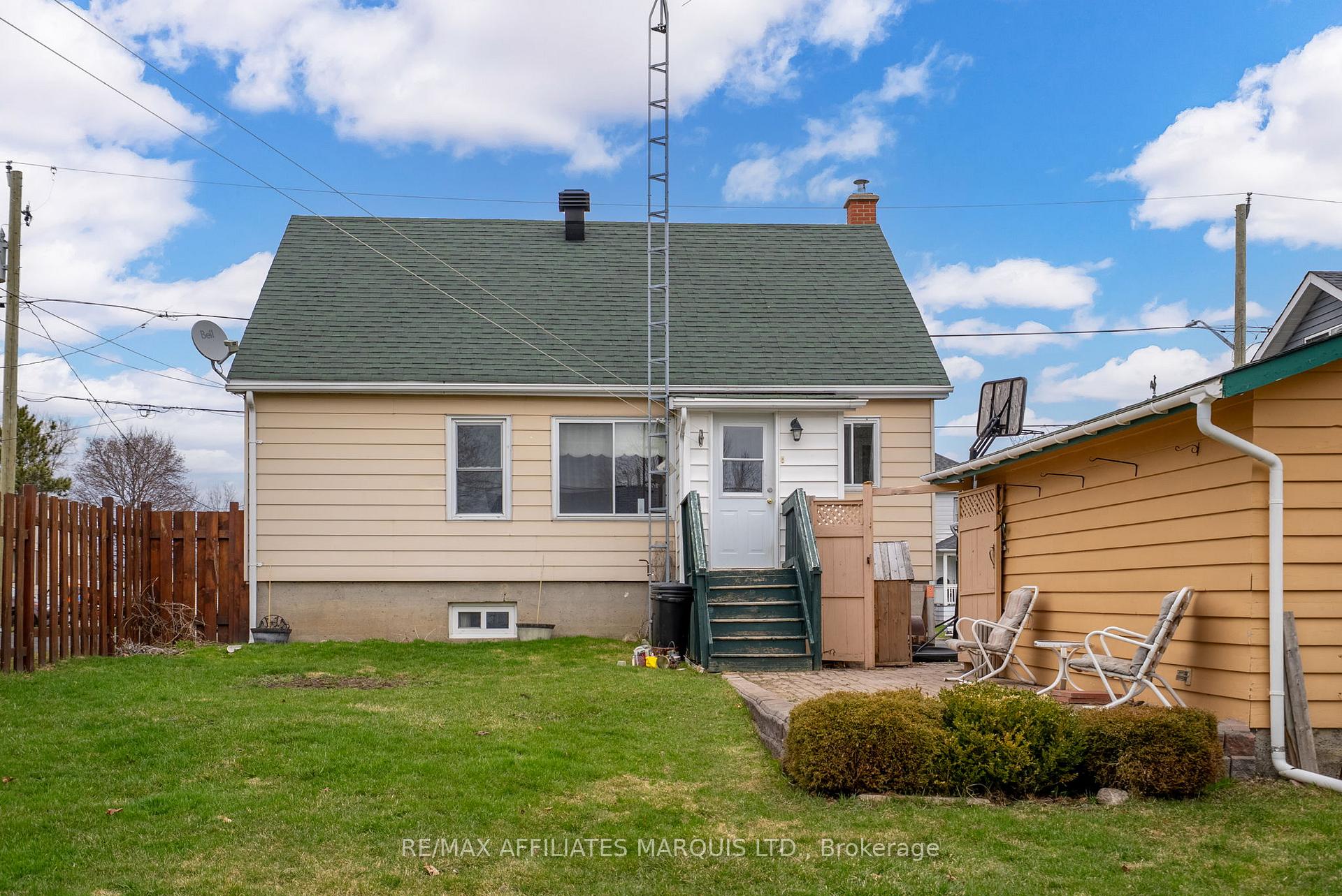 Photo 9 of 29 Dunbar Avenue, Cornwall — HOMEH