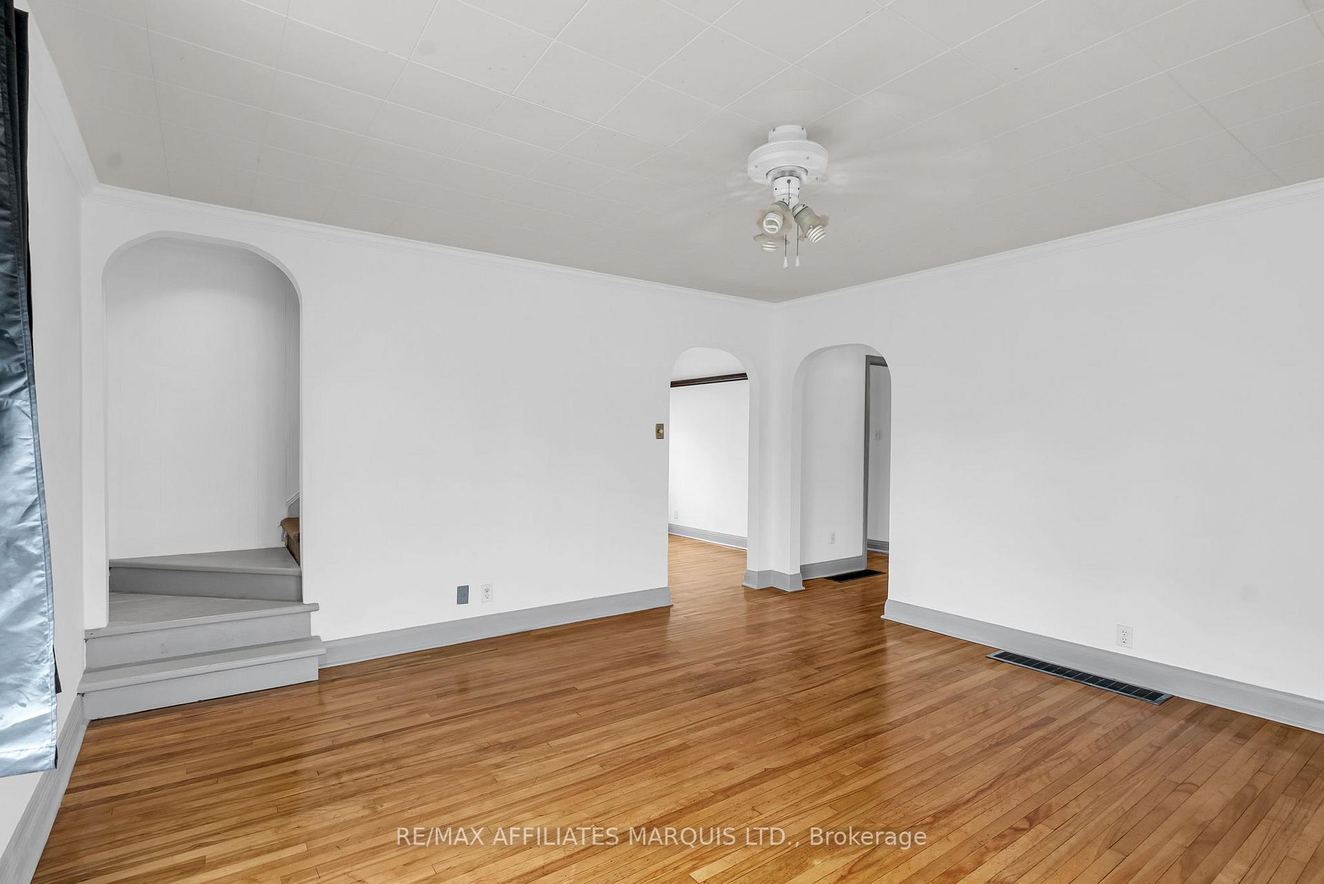 Photo 12 of 29 Dunbar Avenue, Cornwall — HOMEH