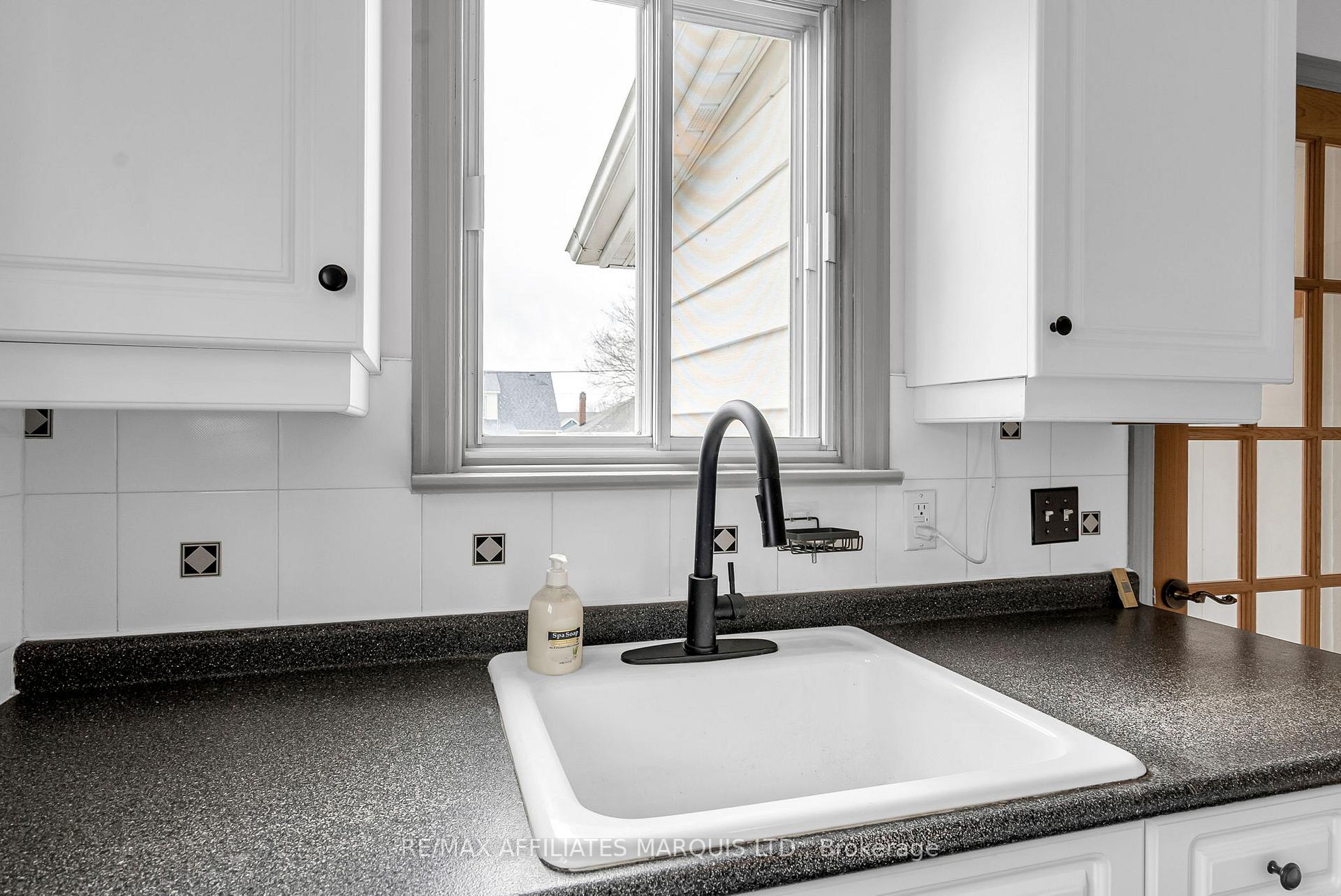 Photo 18 of 29 Dunbar Avenue, Cornwall — HOMEH