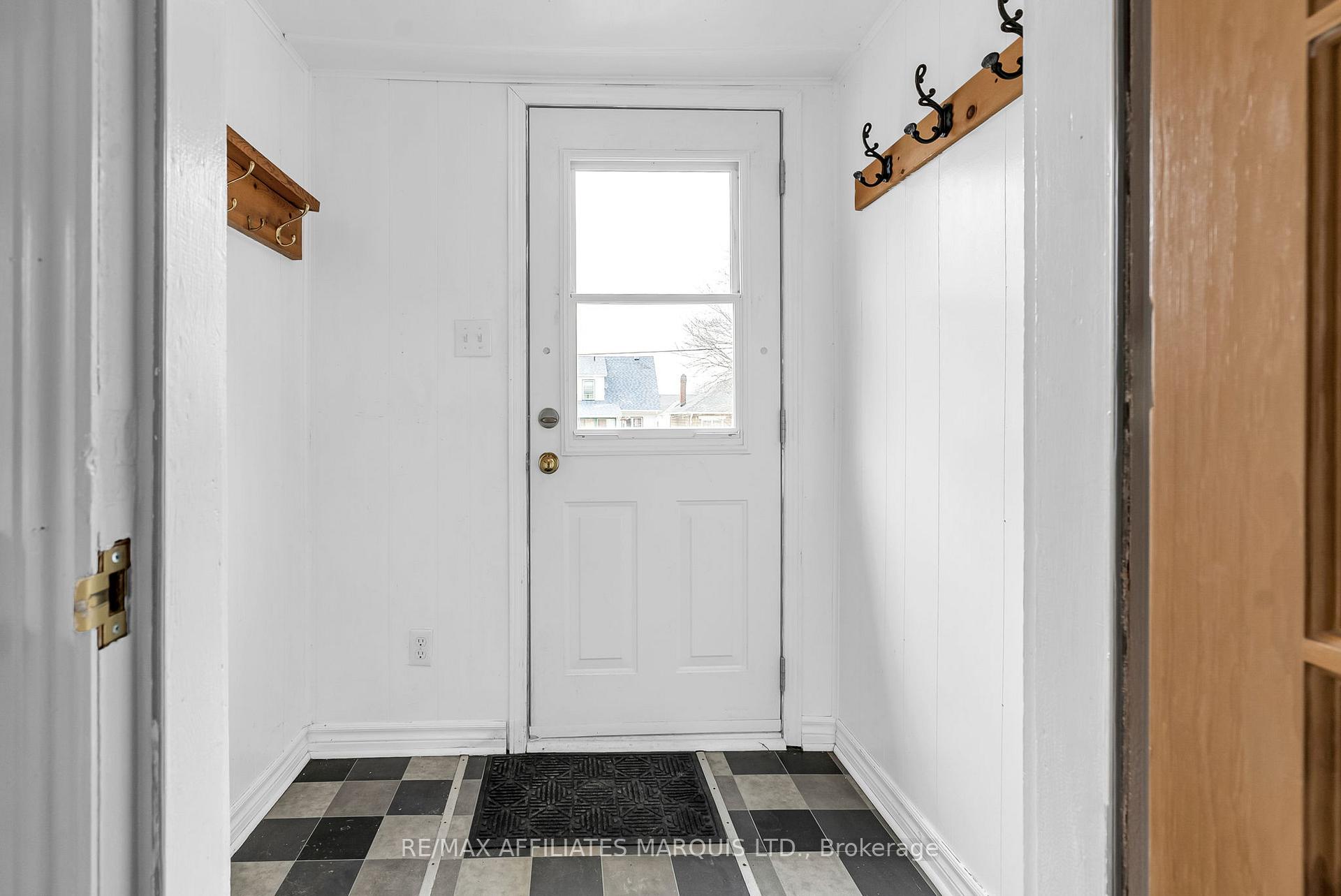 Photo 20 of 29 Dunbar Avenue, Cornwall — HOMEH