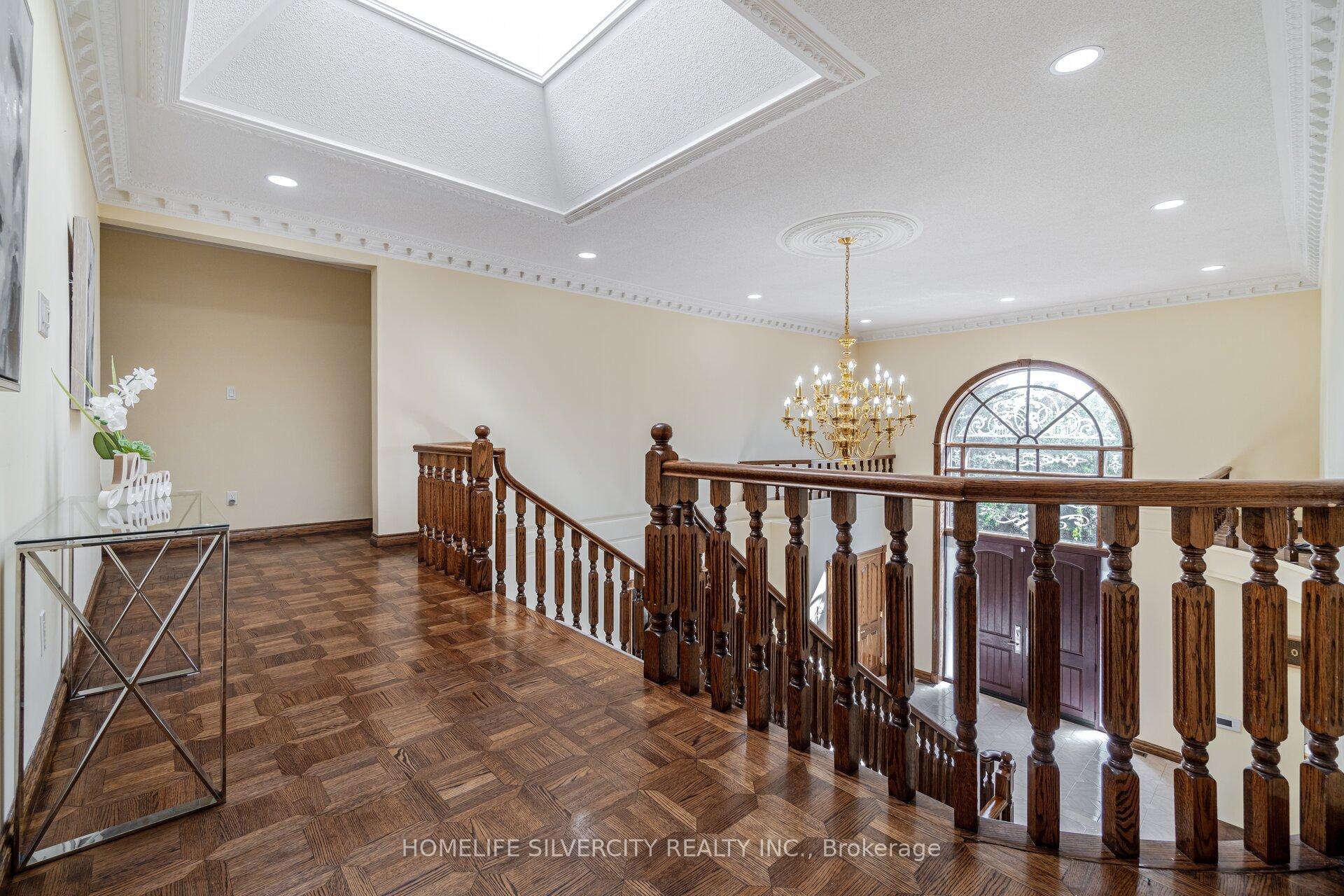 Photo 28 of 34 Estateview Circle, Brampton, Toronto Gore Rural Estate — HOMEH