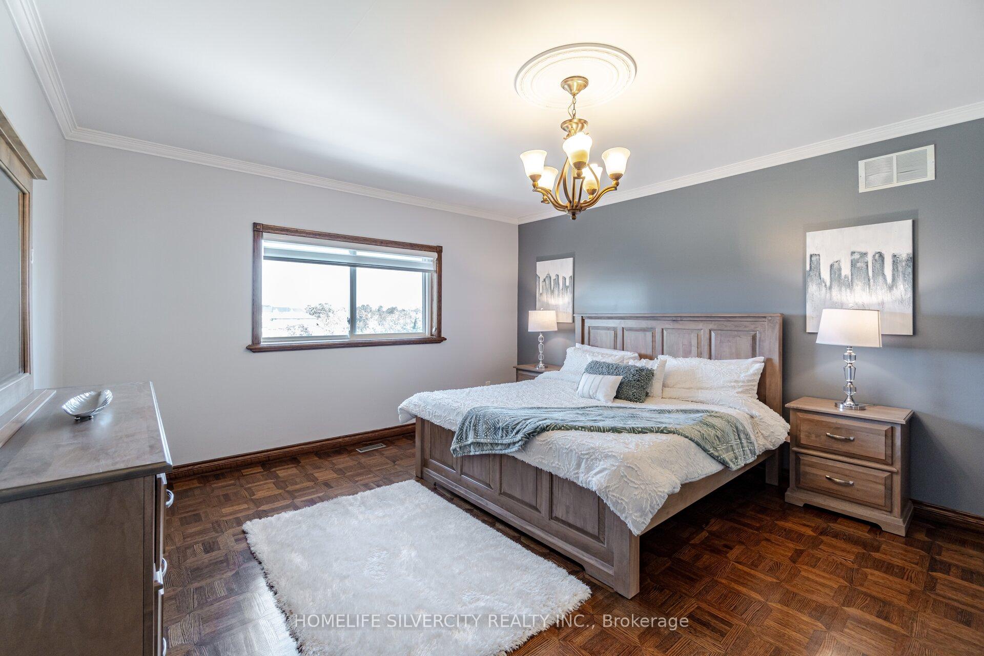 Photo 20 of 34 Estateview Circle, Brampton, Toronto Gore Rural Estate — HOMEH