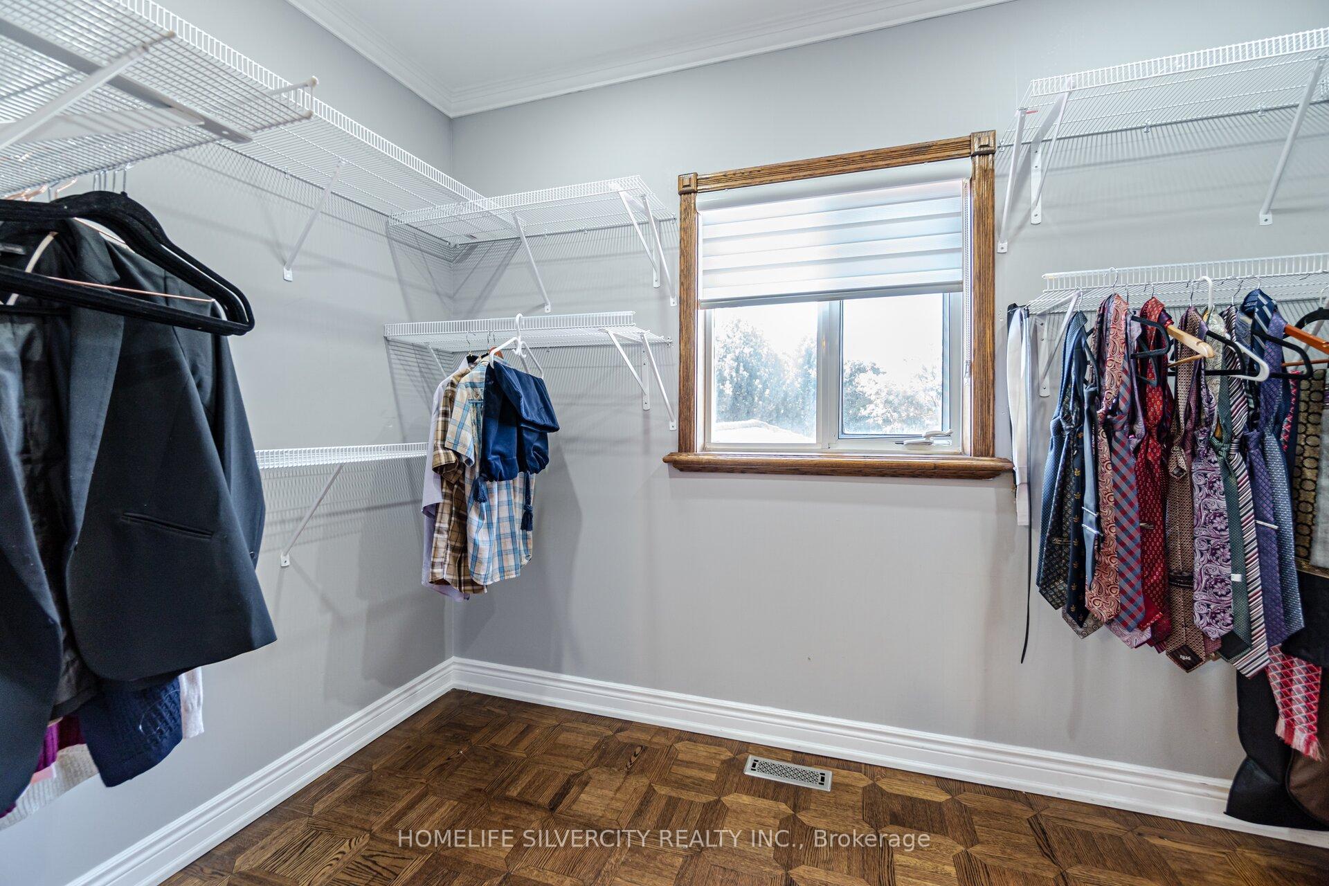 Photo 23 of 34 Estateview Circle, Brampton, Toronto Gore Rural Estate — HOMEH