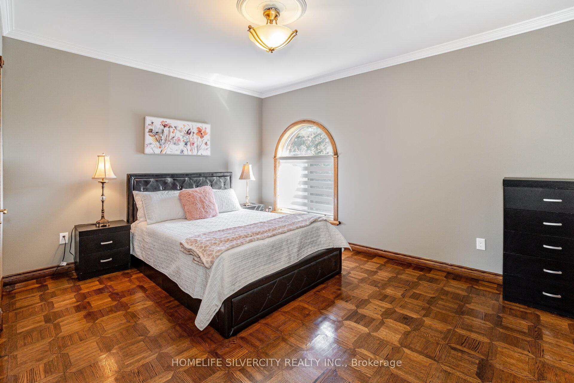 Photo 22 of 34 Estateview Circle, Brampton, Toronto Gore Rural Estate — HOMEH
