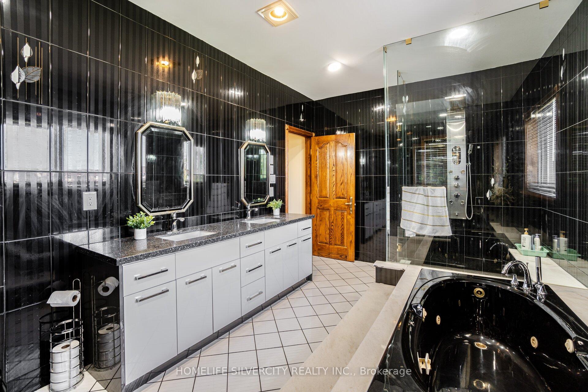 Photo 26 of 34 Estateview Circle, Brampton, Toronto Gore Rural Estate — HOMEH