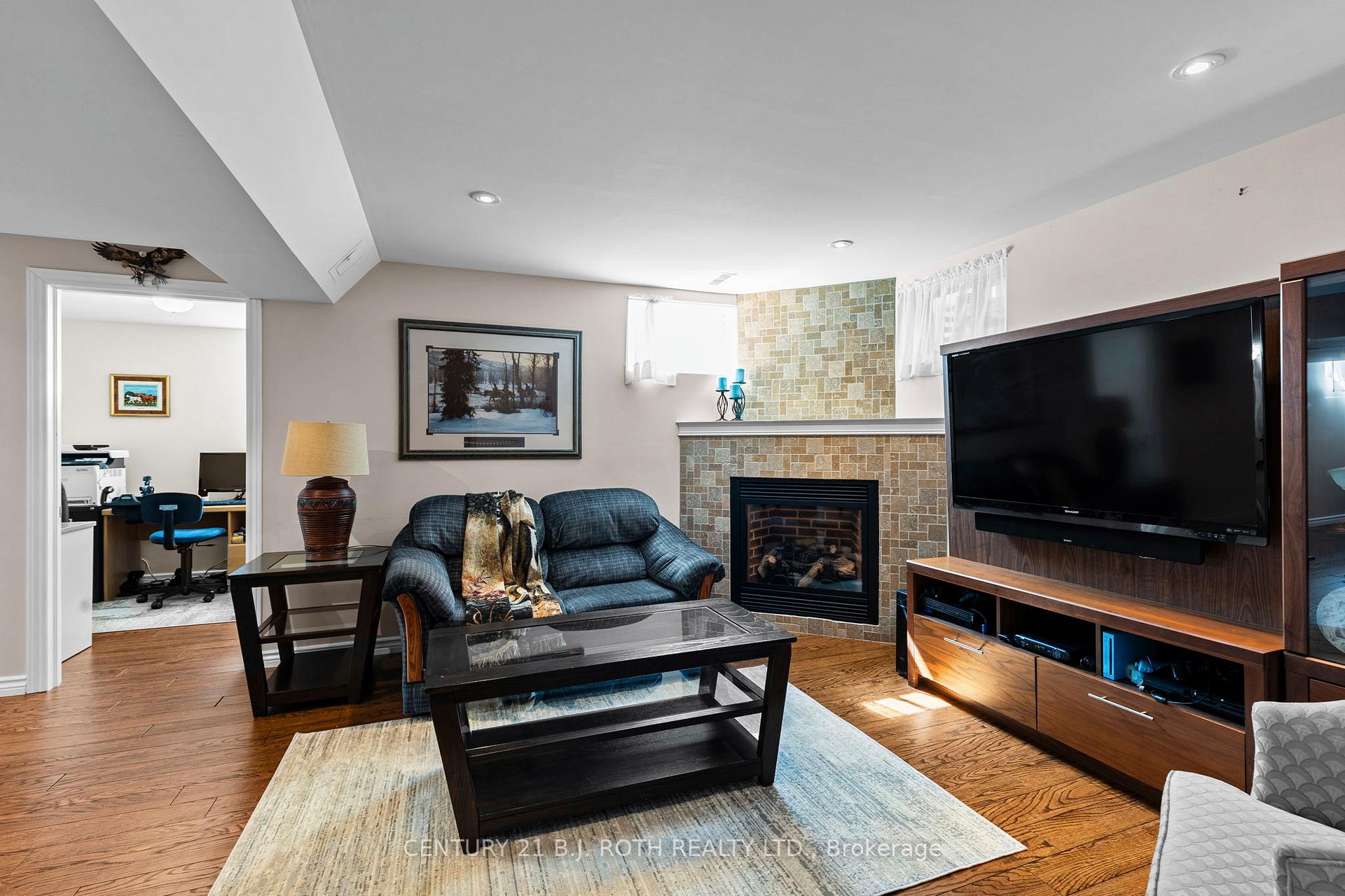 Photo 29 of 126 Brucker Road, Barrie, Holly — HOMEH