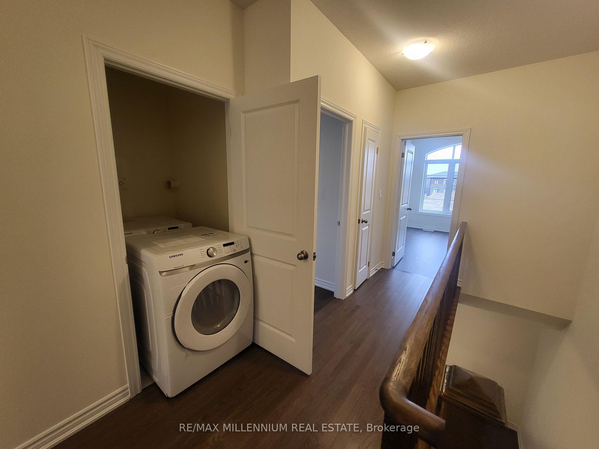 Photo 22 of 46 Haldimand Crescent, Vaughan, Kleinburg — HOMEH