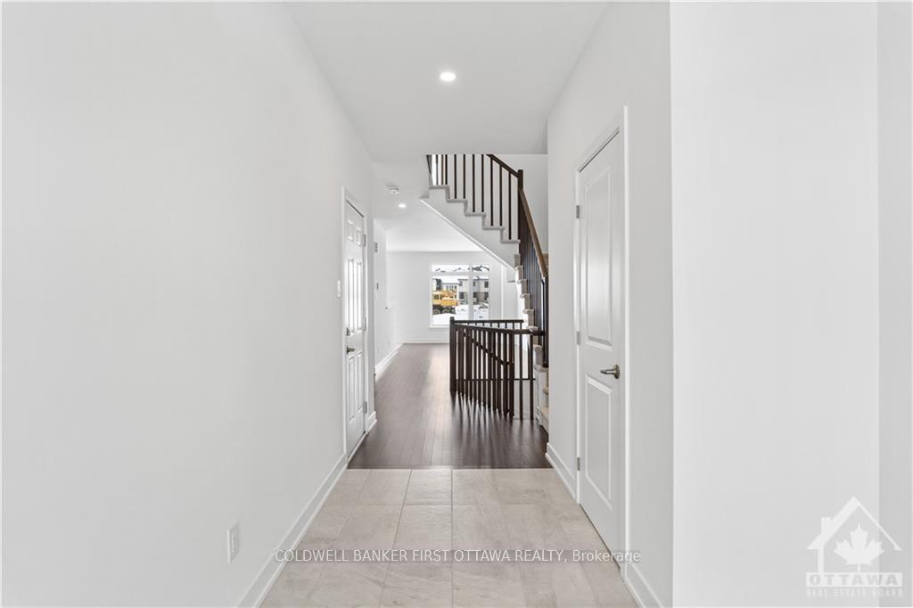 Photo 3 of 966 Brian Good Avenue, Ottawa, Riverside South/Gloucester Glen — HOMEH